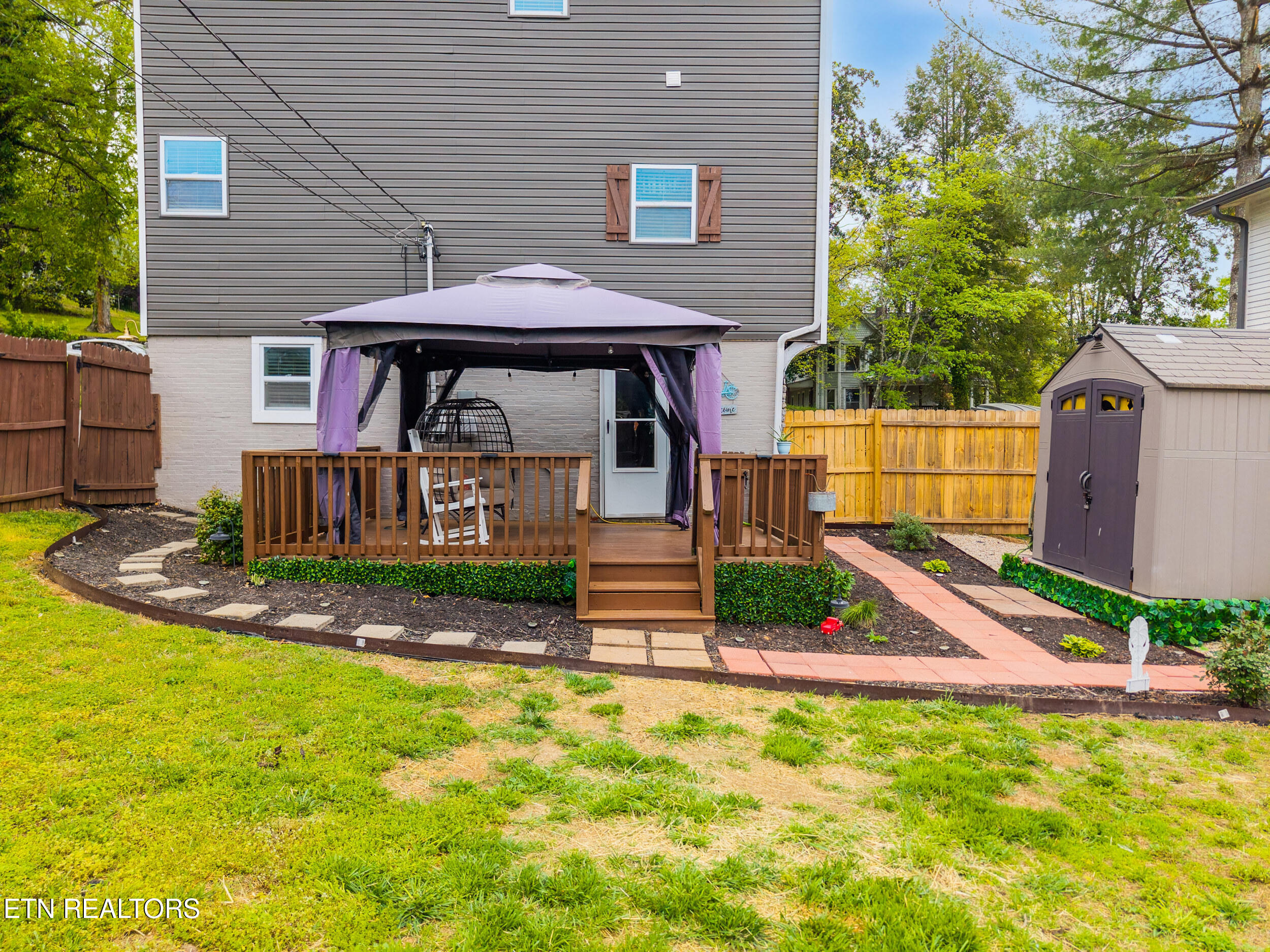 409 Cumberland Street Harriman TN 37748