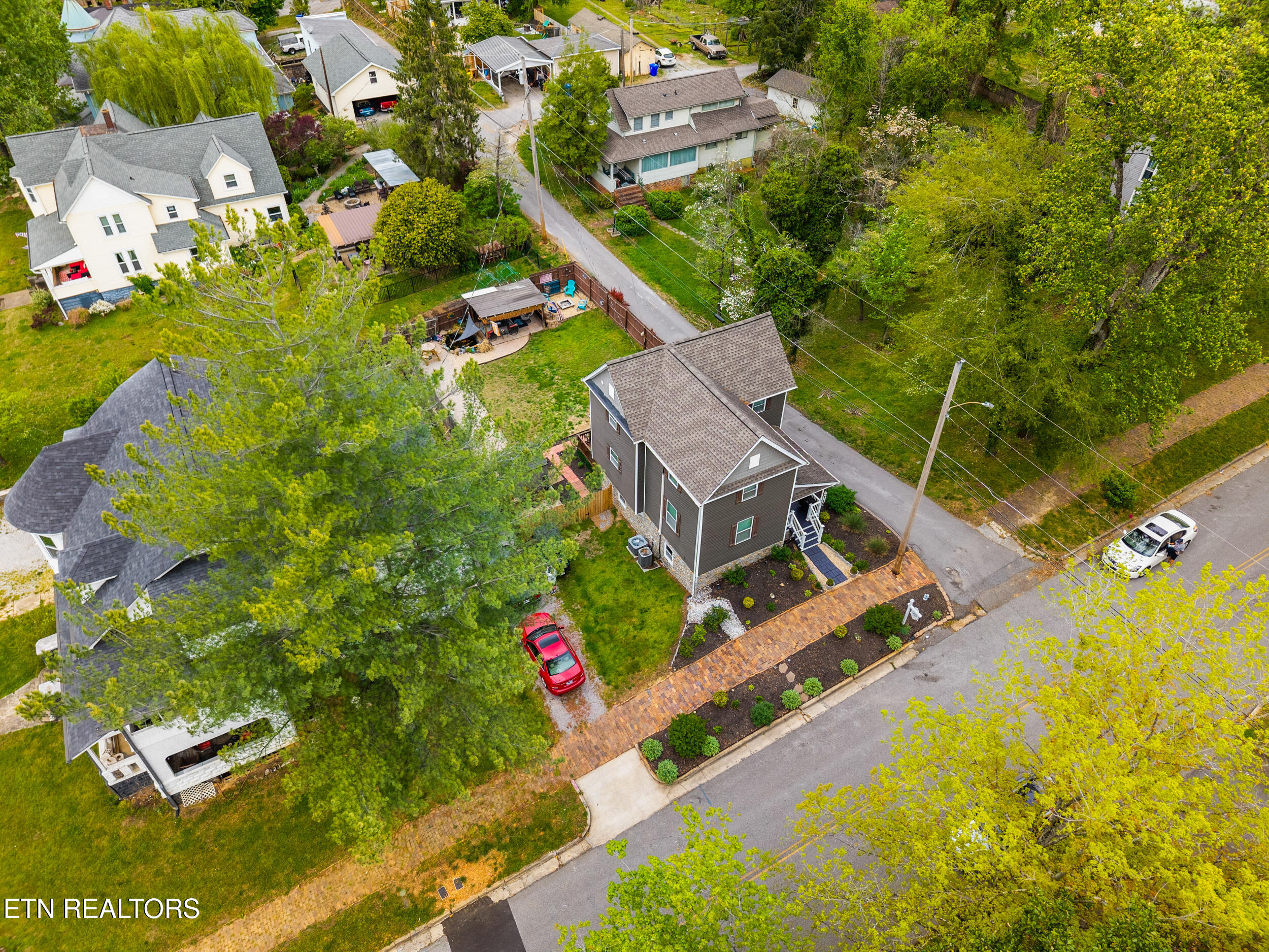 409 Cumberland Street Harriman TN 37748