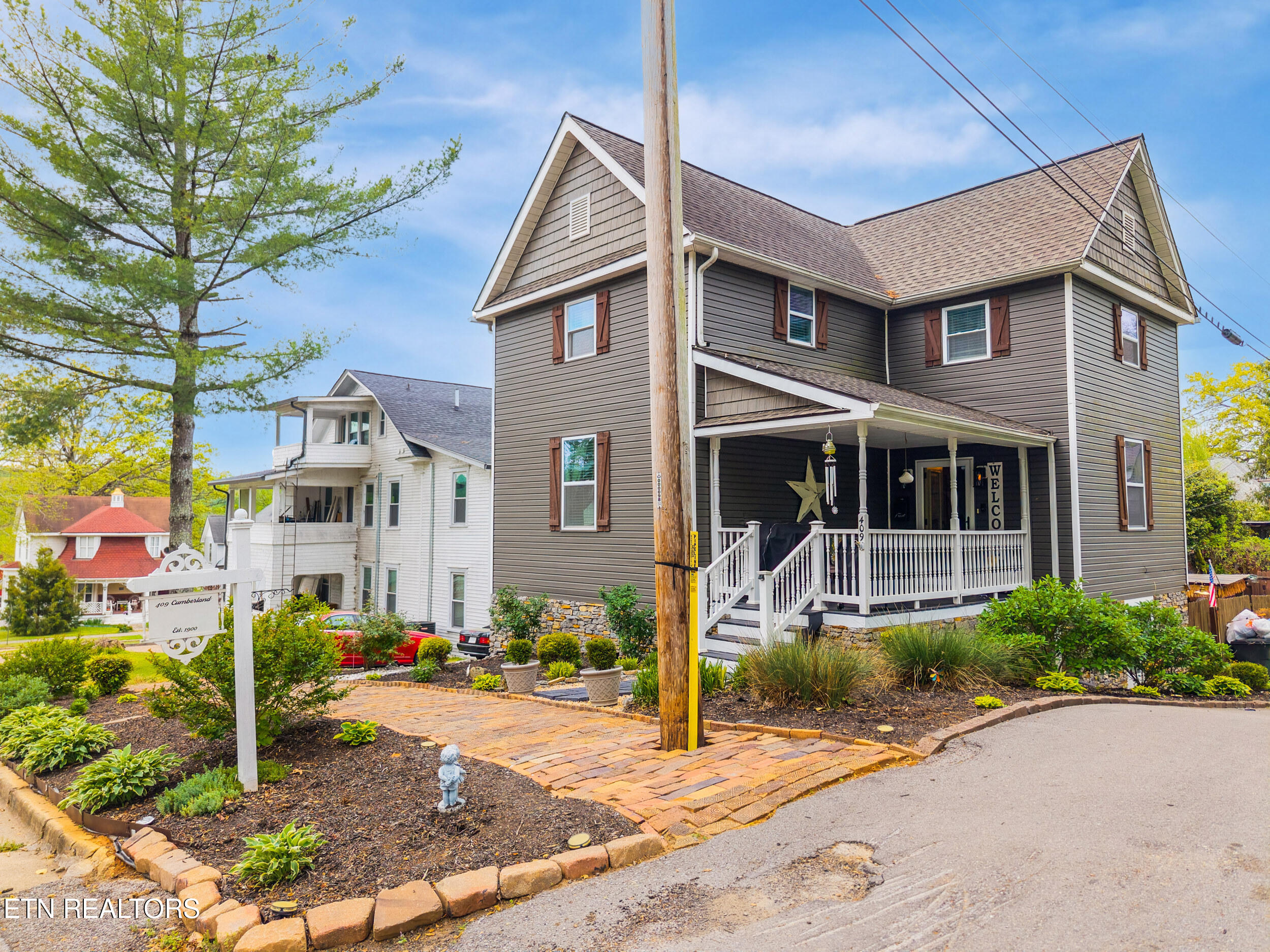 409 Cumberland Street Harriman TN 37748