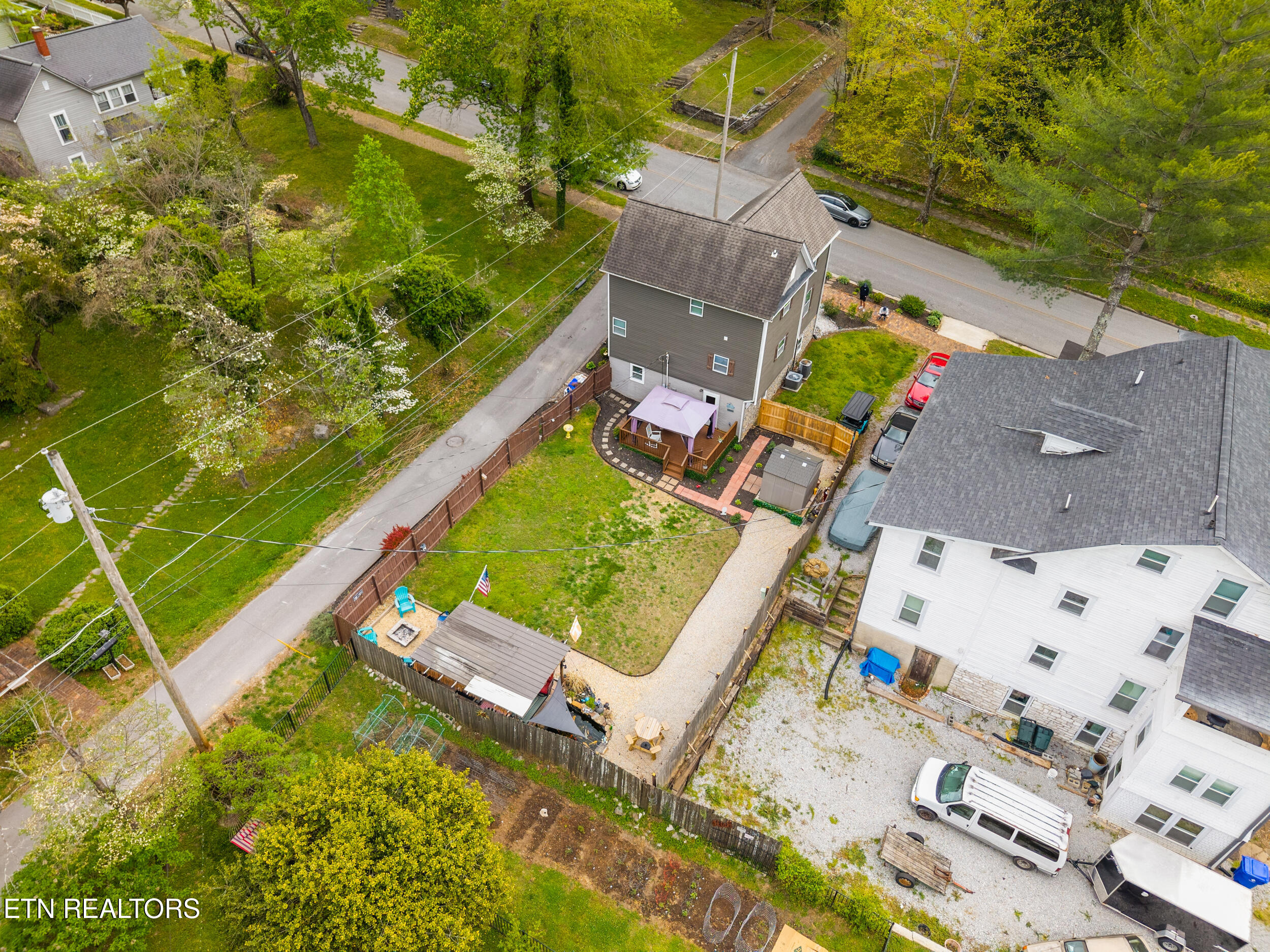 409 Cumberland Street Harriman TN 37748