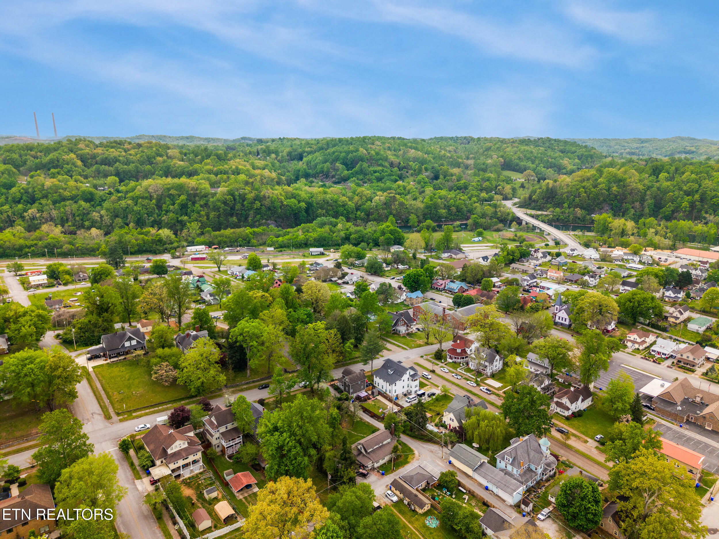 409 Cumberland Street Harriman TN 37748