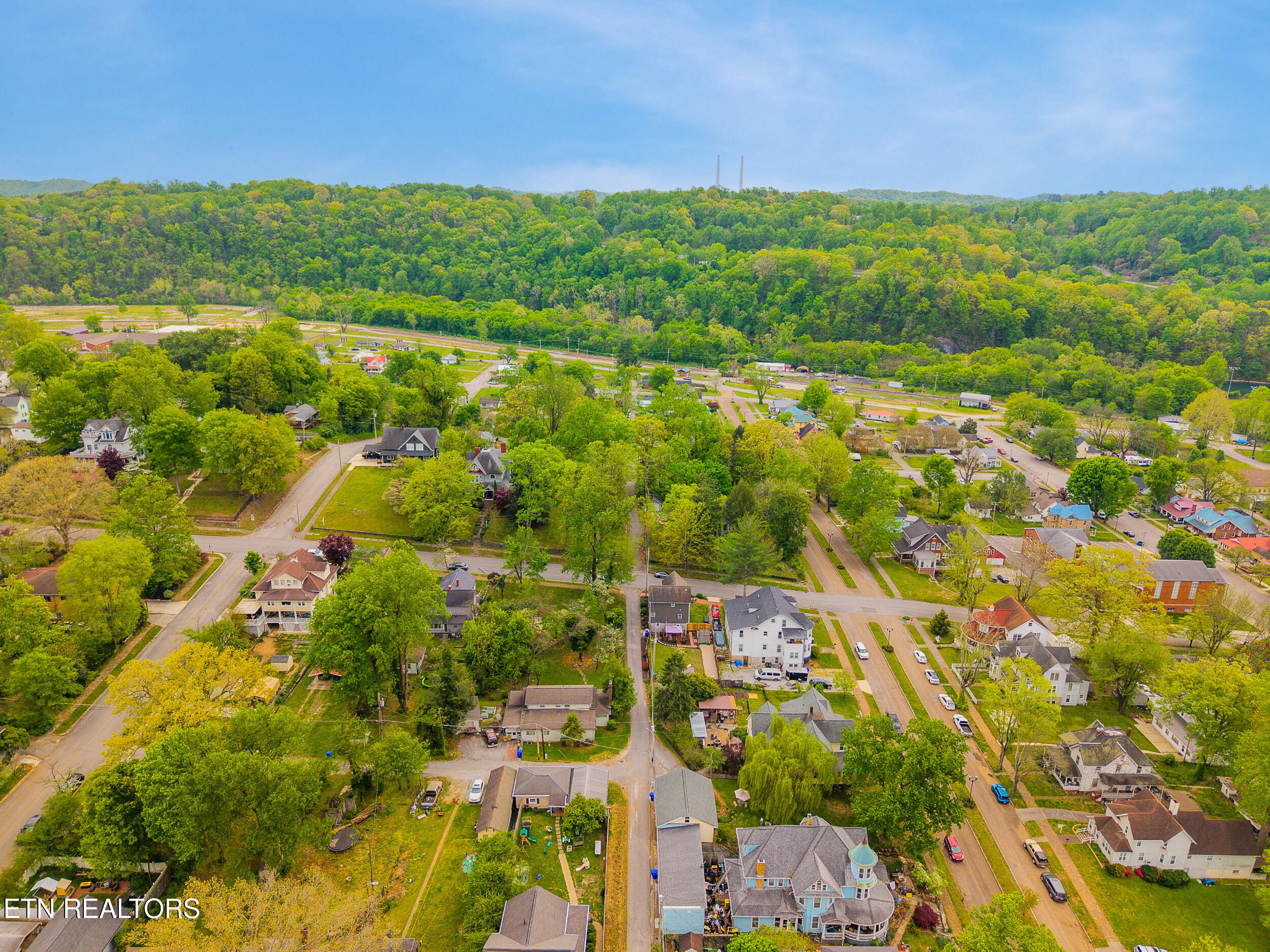 409 Cumberland Street Harriman TN 37748