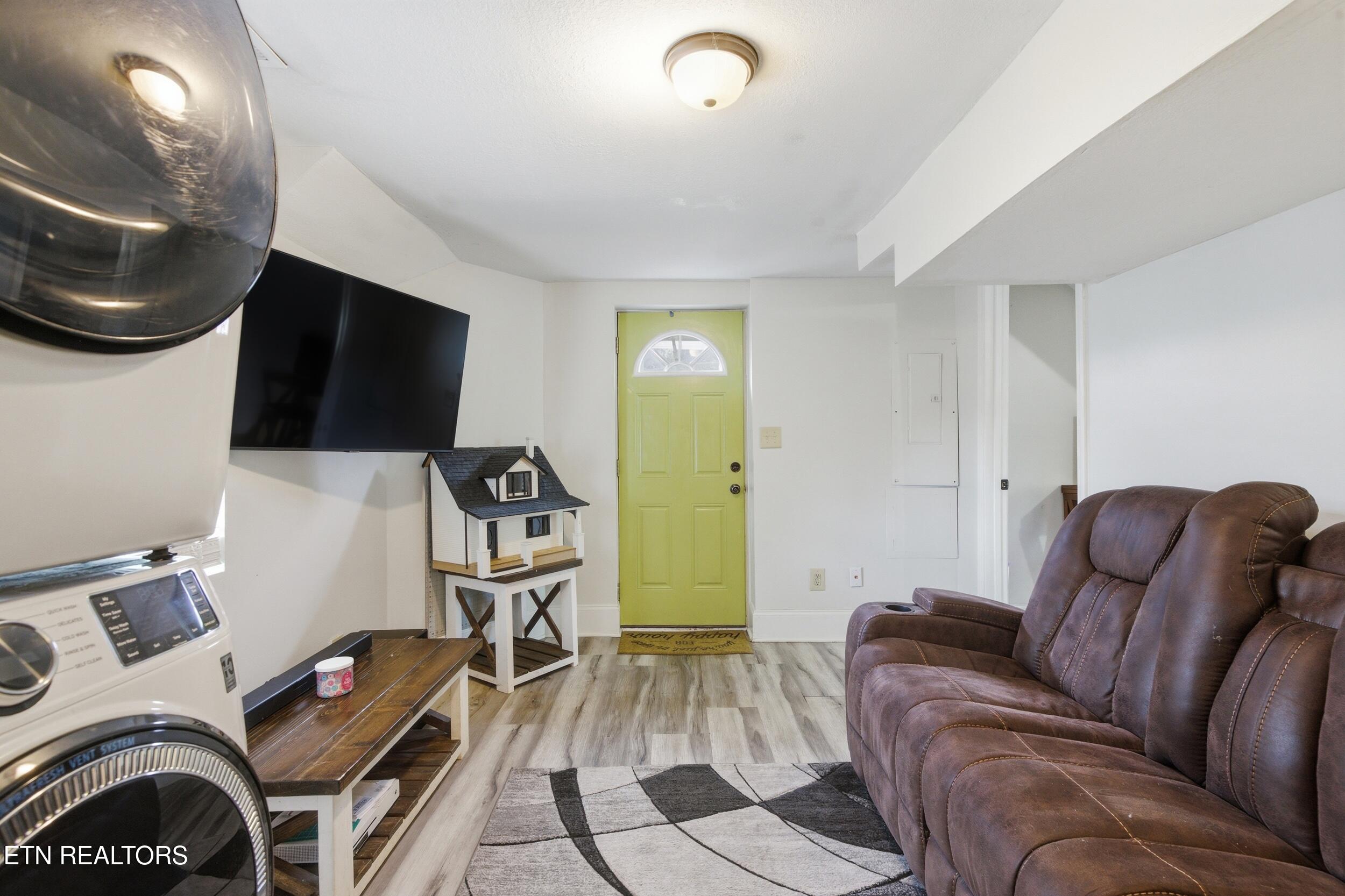 409 Cumberland Street Harriman TN 37748