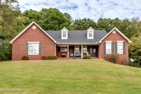 949 Hill Street Jellico TN 37762