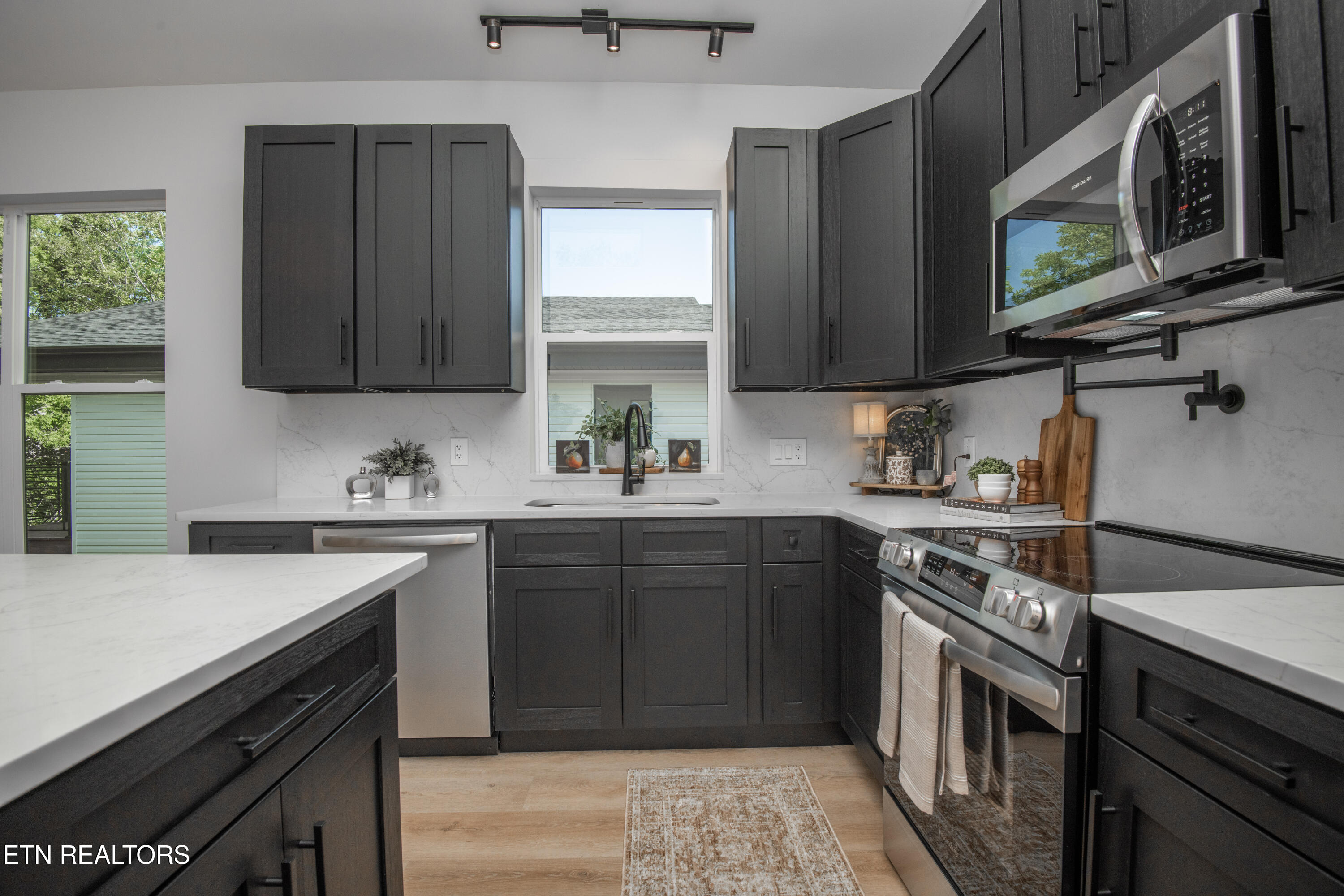 2329 Rock Gardens Drive Sevierville TN 37876