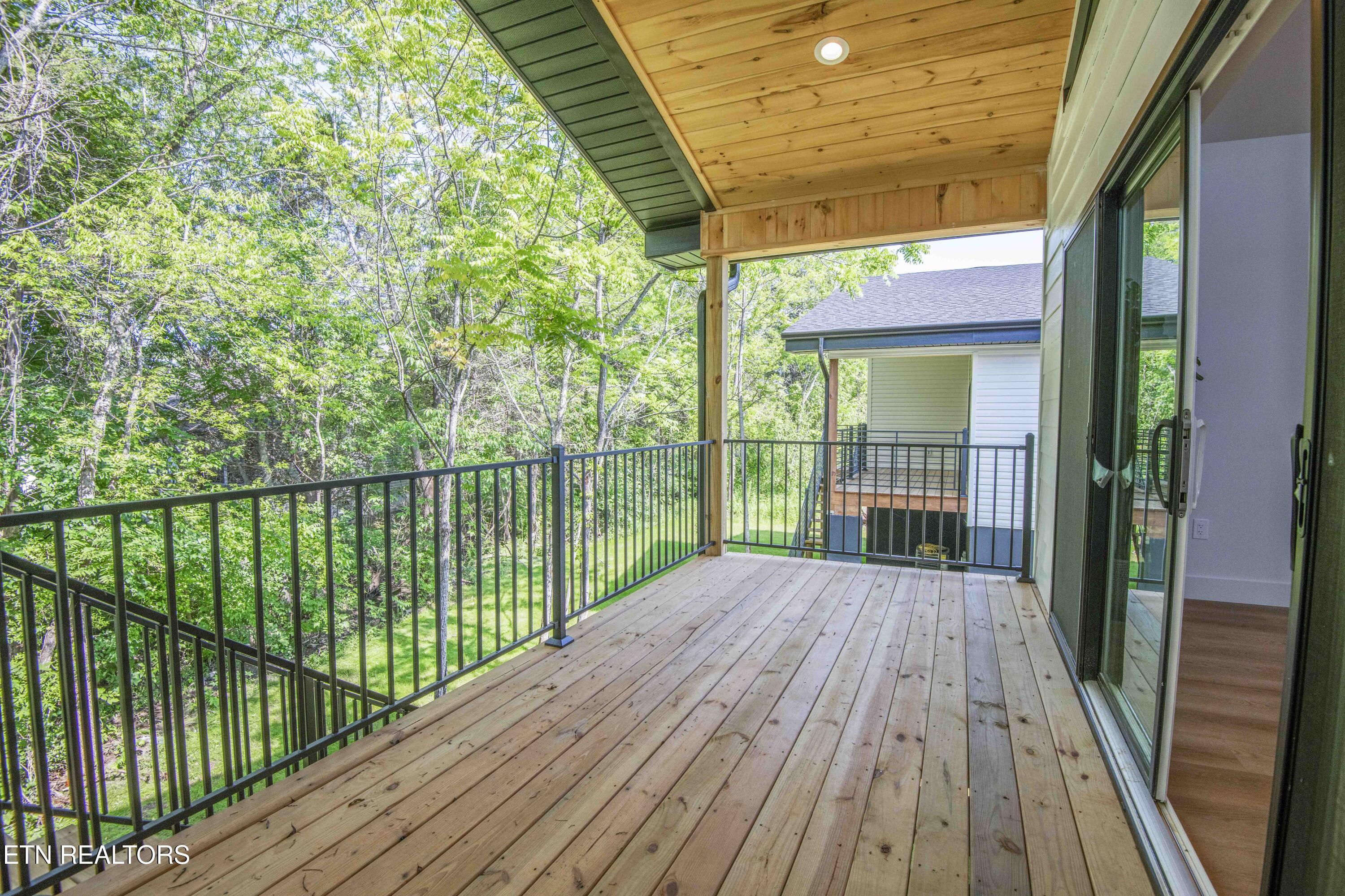 2329 Rock Gardens Drive Sevierville TN 37876