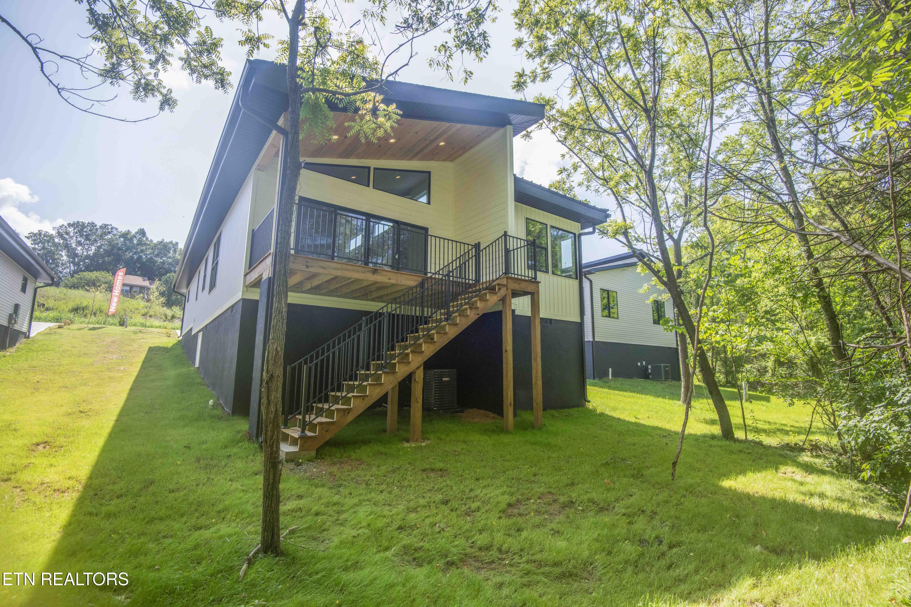 2329 Rock Gardens Drive Sevierville TN 37876