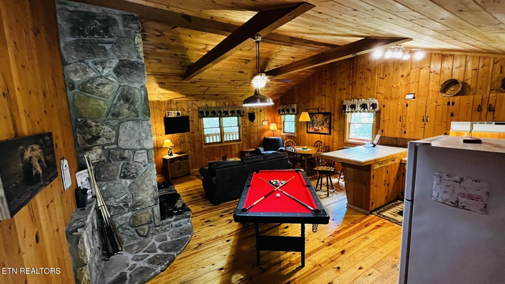 2950 Grassy Branch Loop Sevierville TN 37876