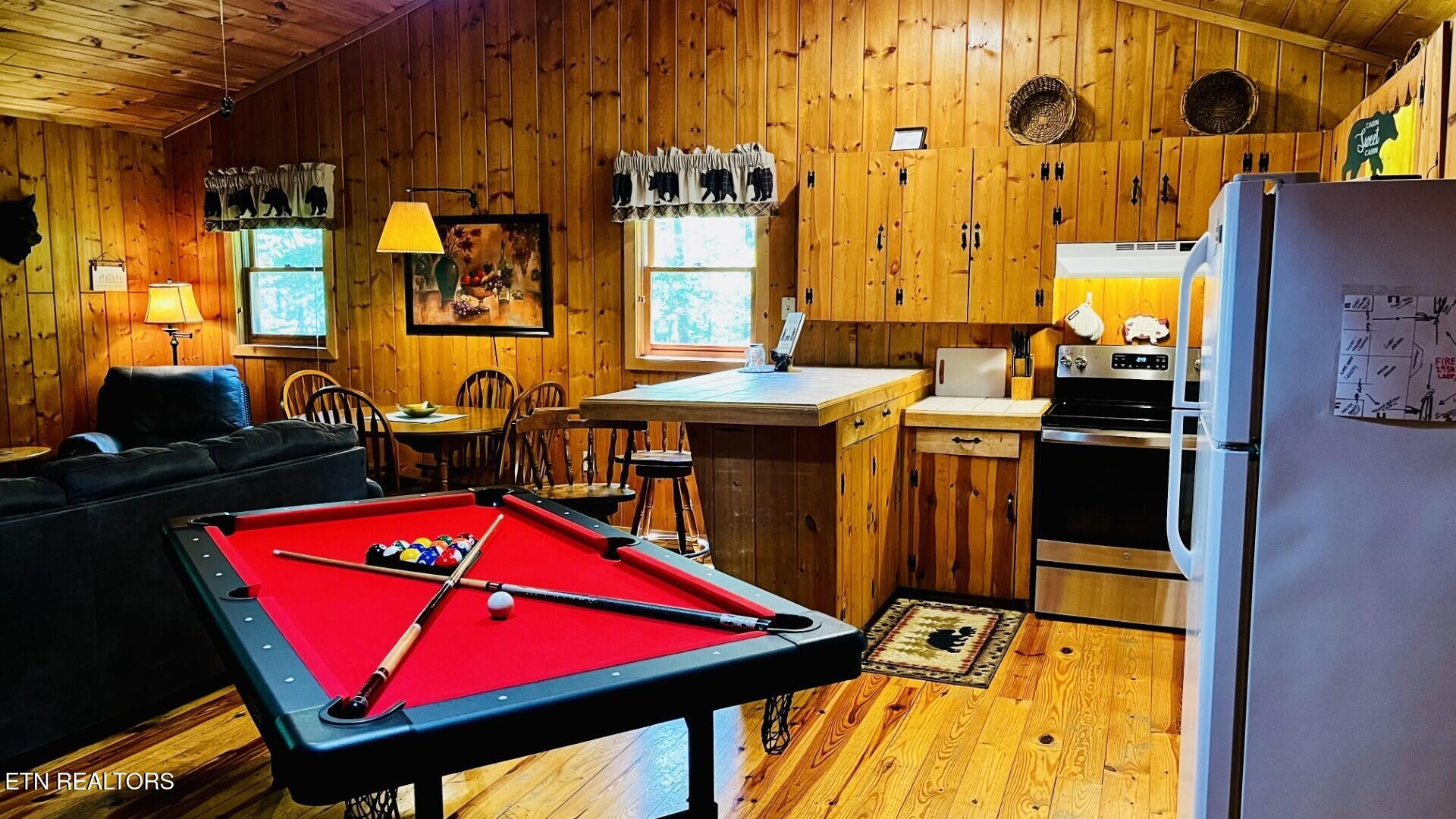 2950 Grassy Branch Loop Sevierville TN 37876