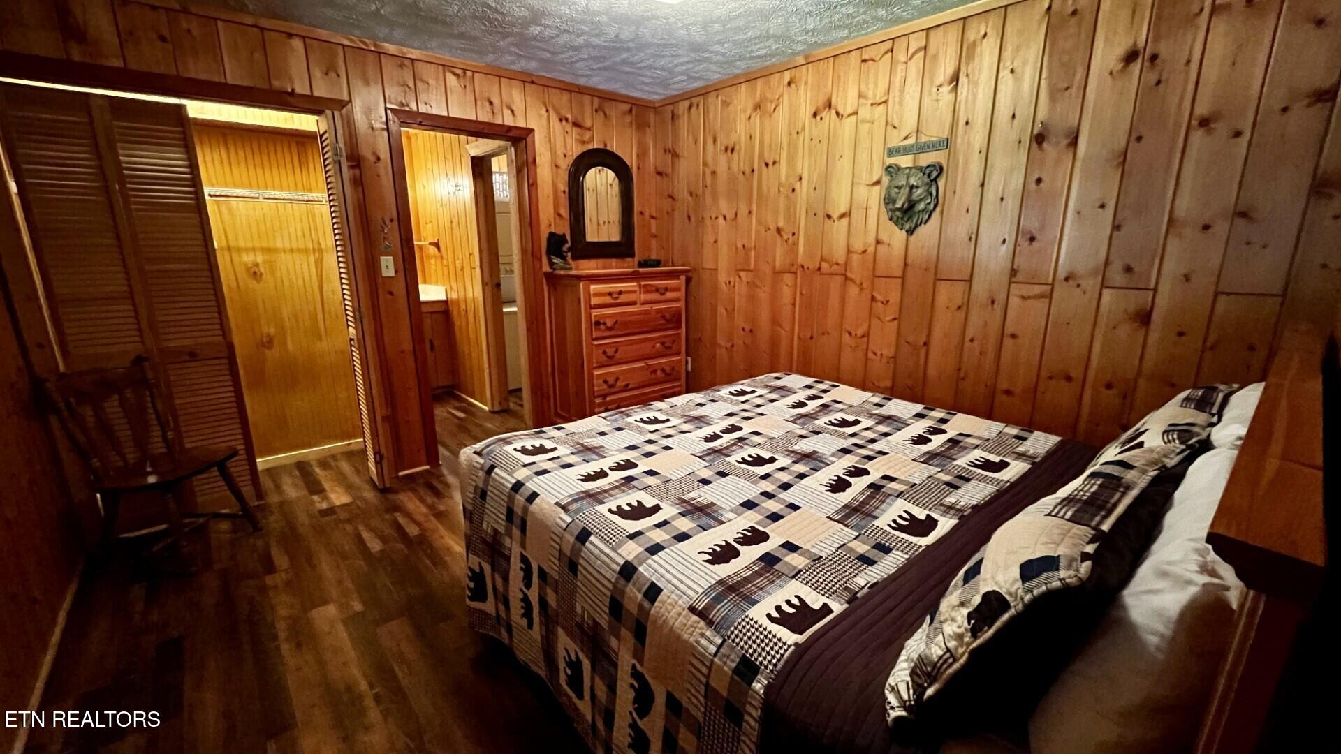2950 Grassy Branch Loop Sevierville TN 37876