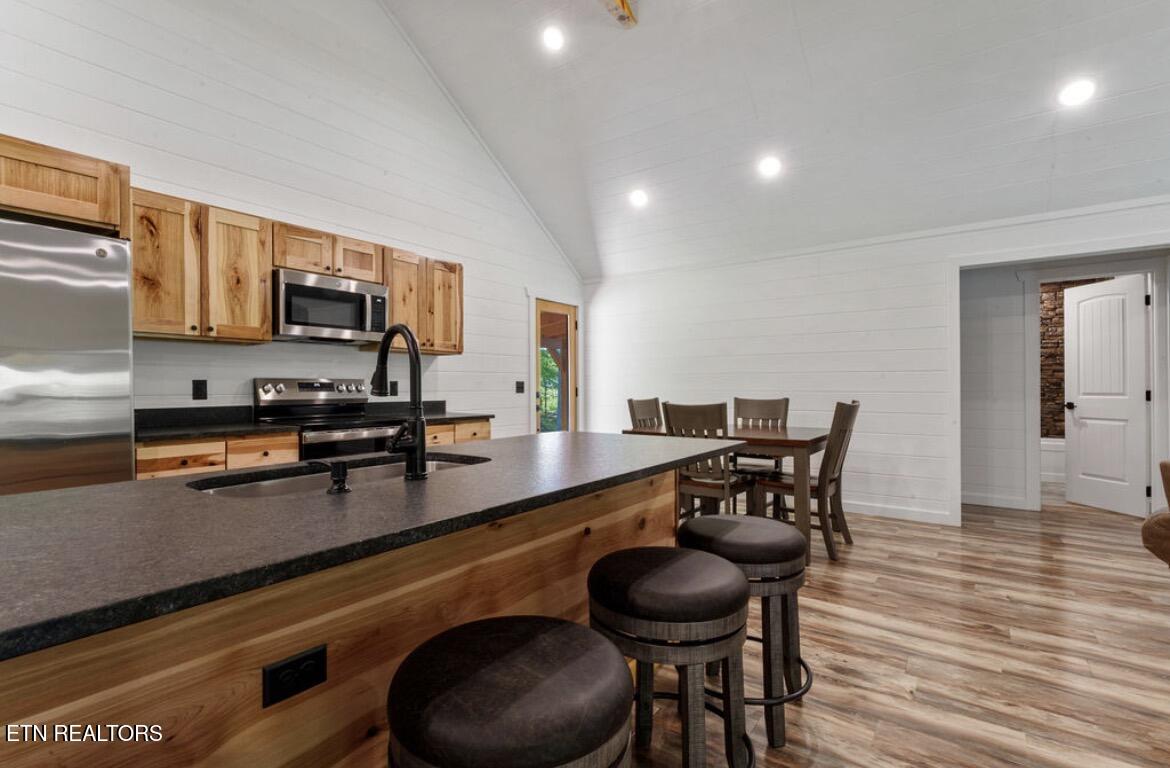 231 Sunset Boulevard White Pine TN 37890