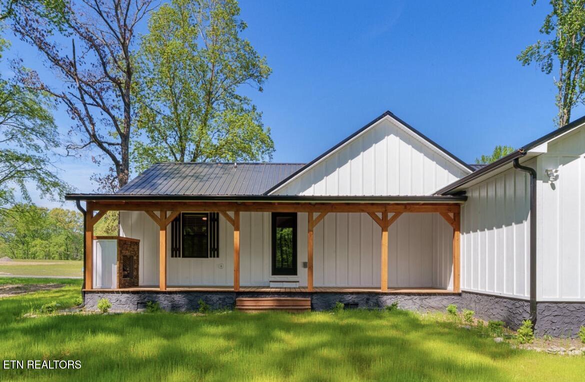 231 Sunset Boulevard White Pine TN 37890