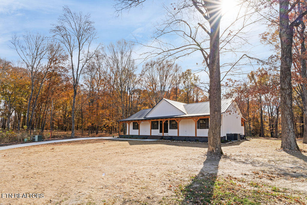 231 Sunset Boulevard White Pine TN 37890