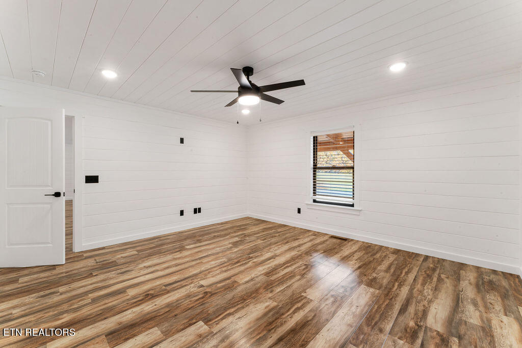 231 Sunset Boulevard White Pine TN 37890