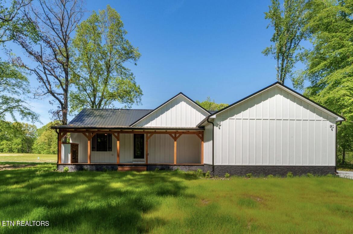 231 Sunset Boulevard White Pine TN 37890