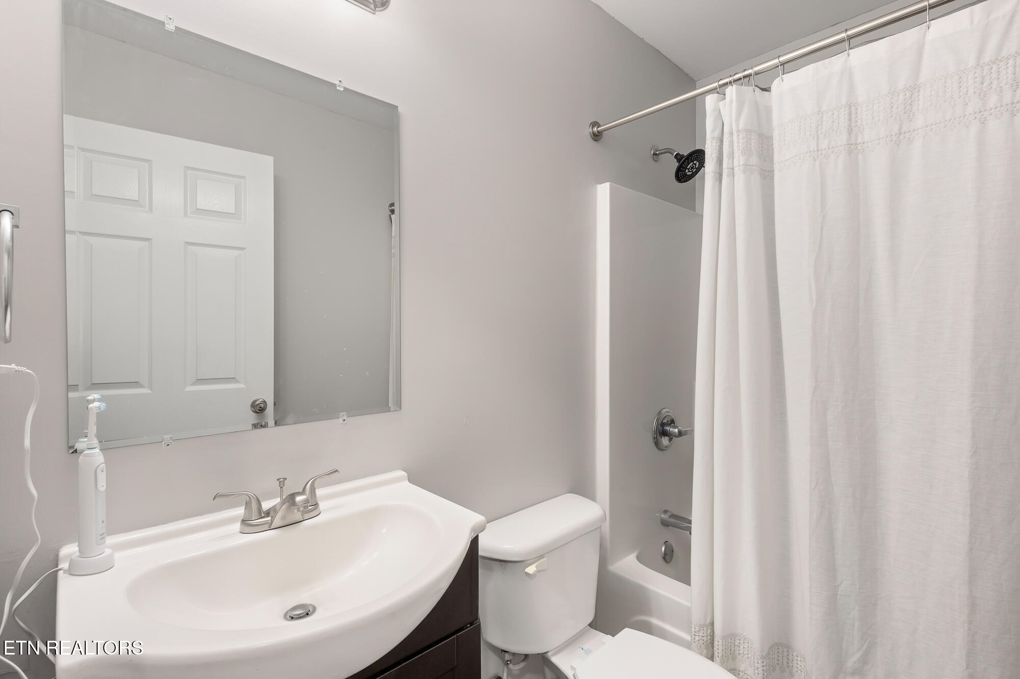 19 Mckinney Street Englewood TN 37329