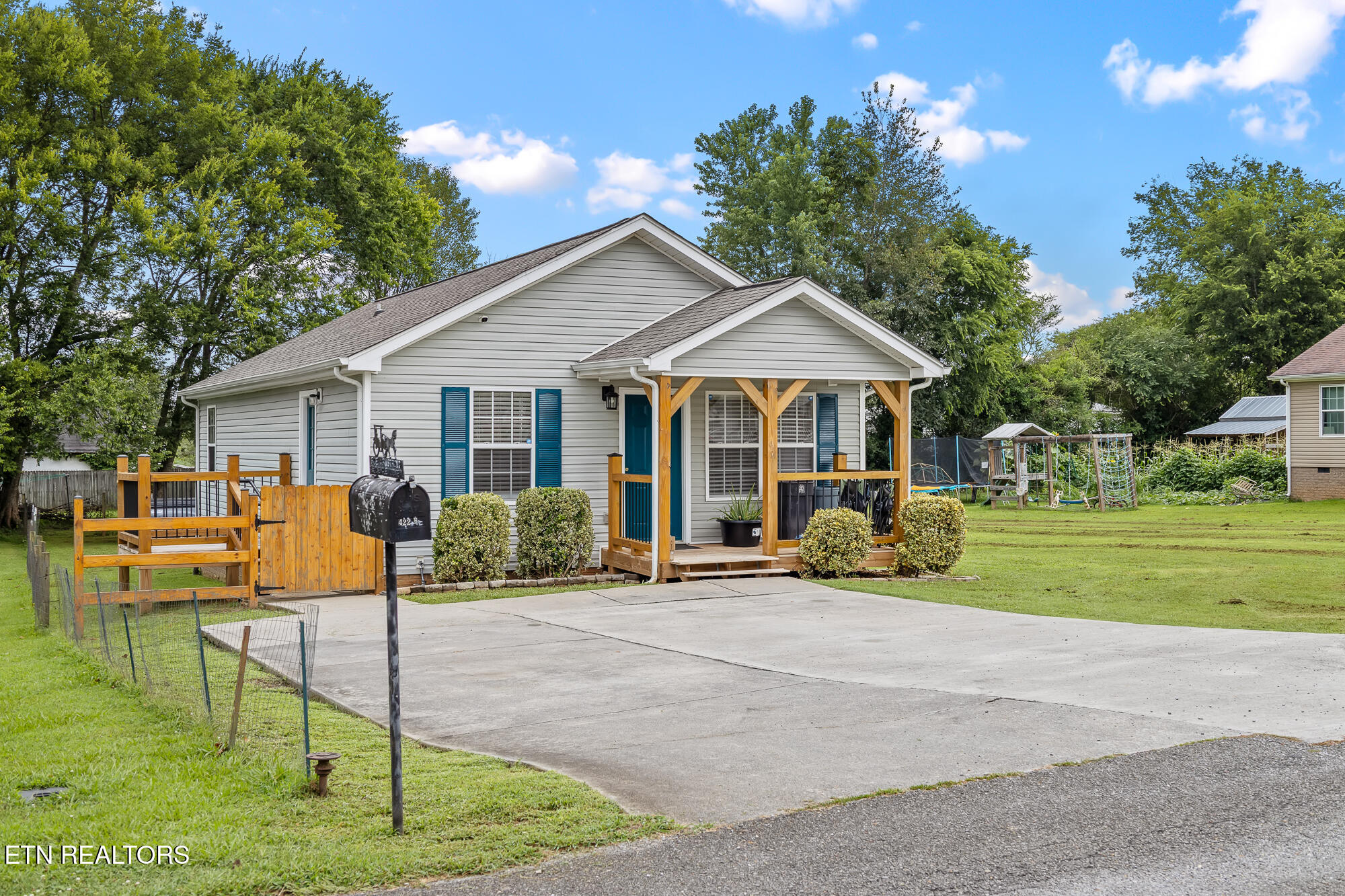 19 Mckinney Street Englewood TN 37329