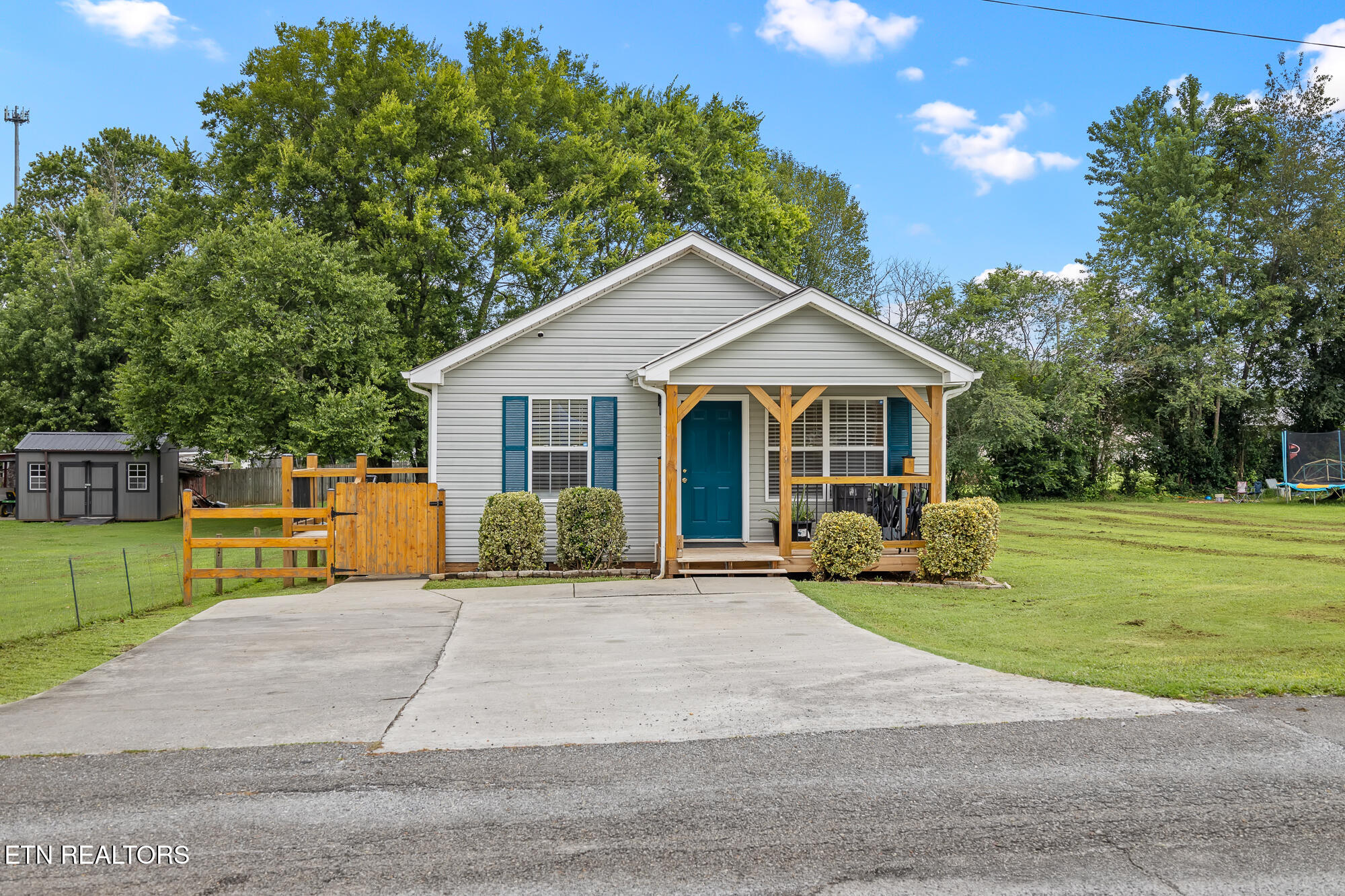 19 Mckinney Street Englewood TN 37329