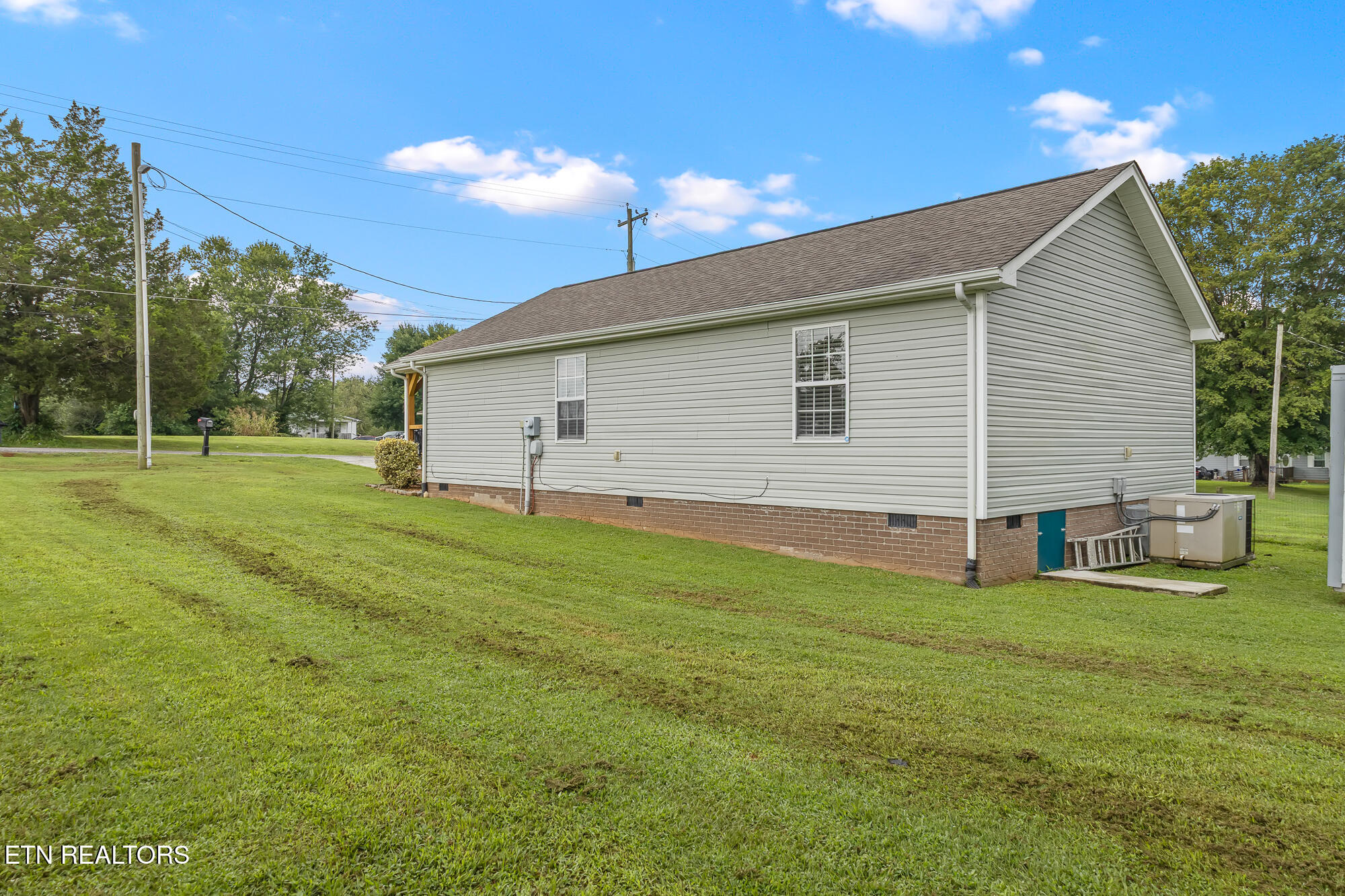 19 Mckinney Street Englewood TN 37329