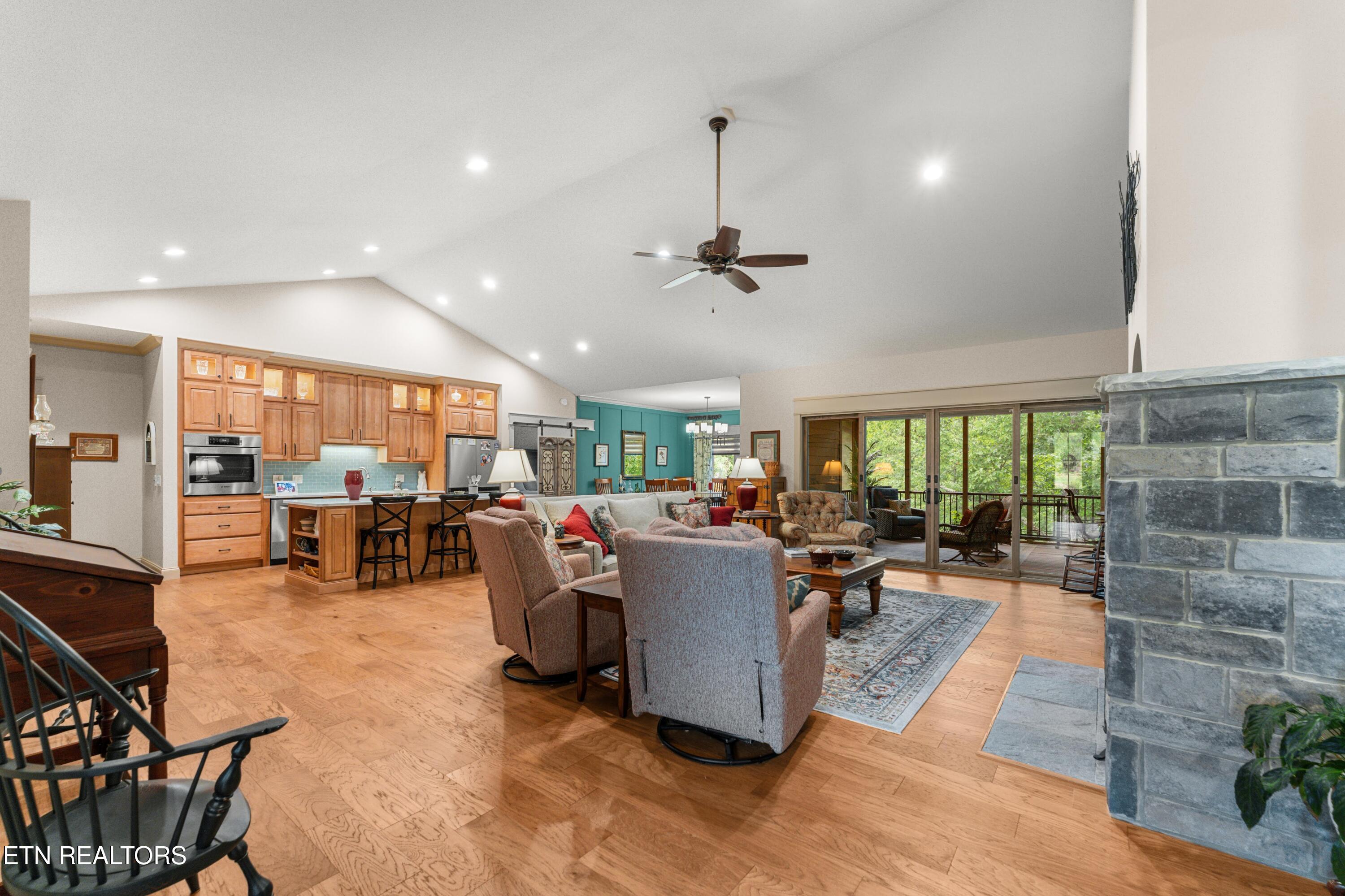 143 Chestnut Ridge Lane Crossville TN 38558