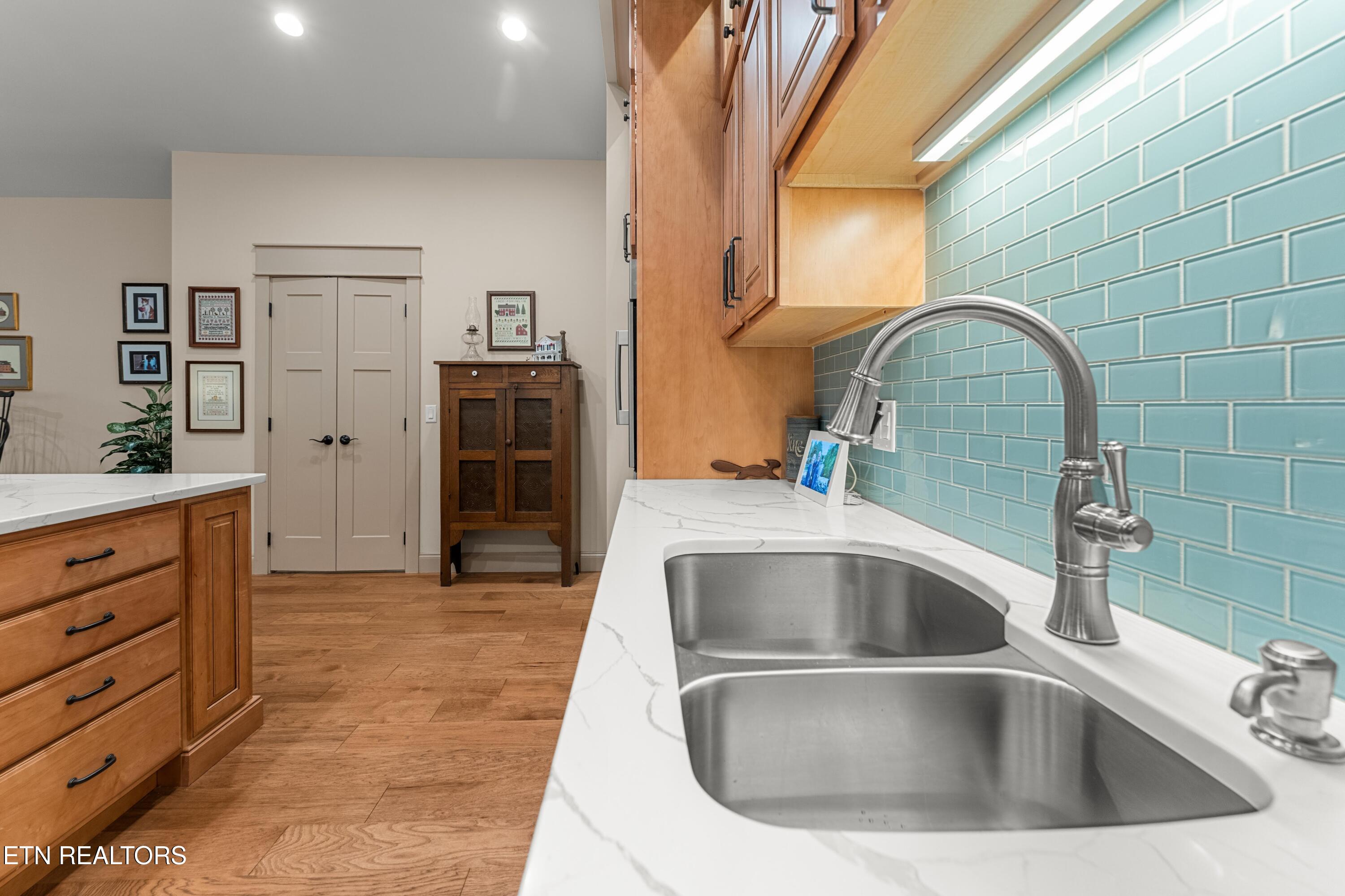 143 Chestnut Ridge Lane Crossville TN 38558