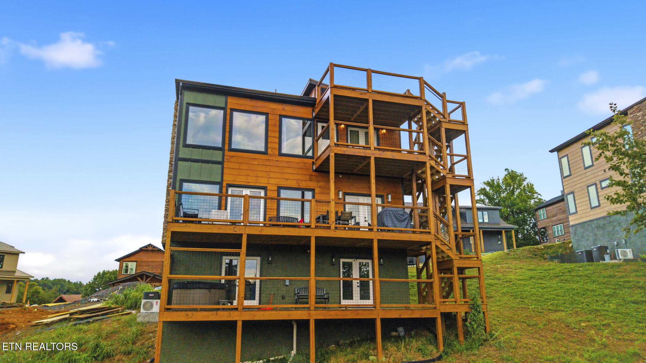 1579 Rainbow Ridge Way Sevierville TN 37862