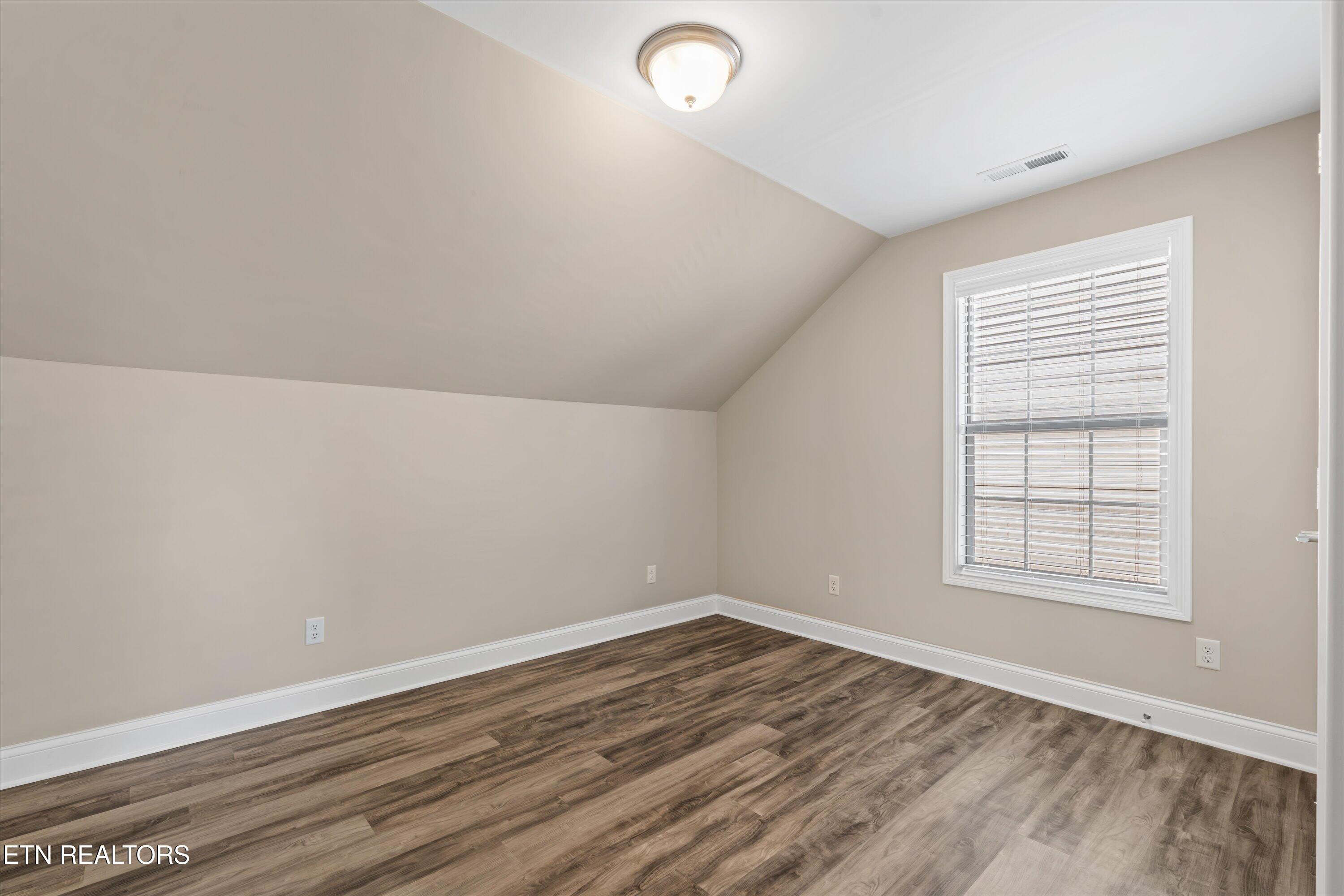 10113 Songbird Lane Knoxville TN 37931