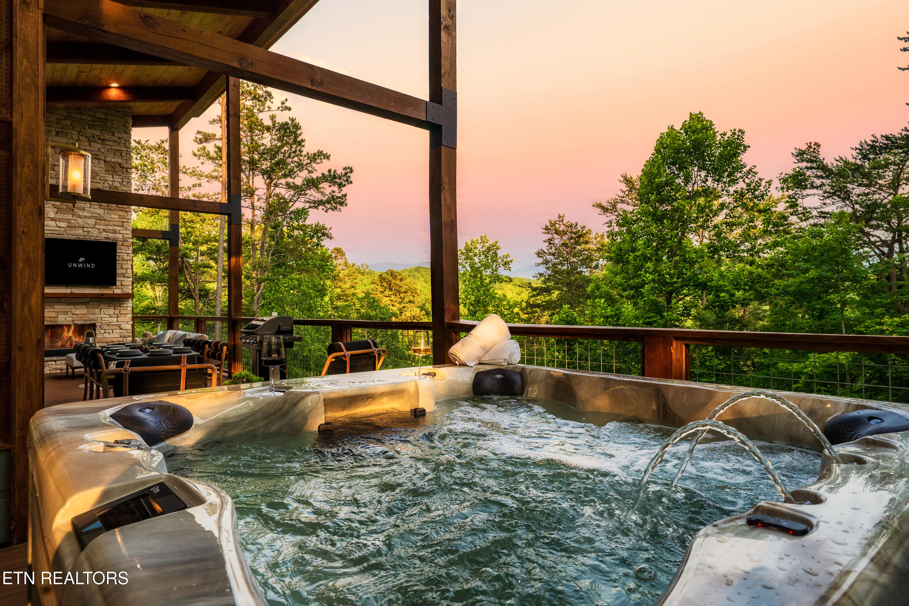 2234 Legend Drive Sevierville TN 37876