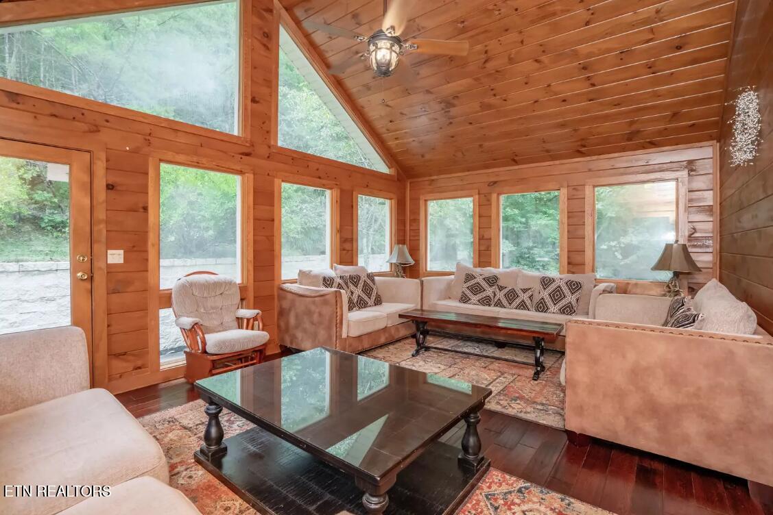 665 Gists Creek Road Sevierville TN 37876