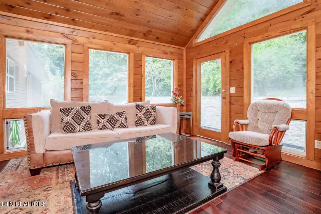 665 Gists Creek Road Sevierville TN 37876