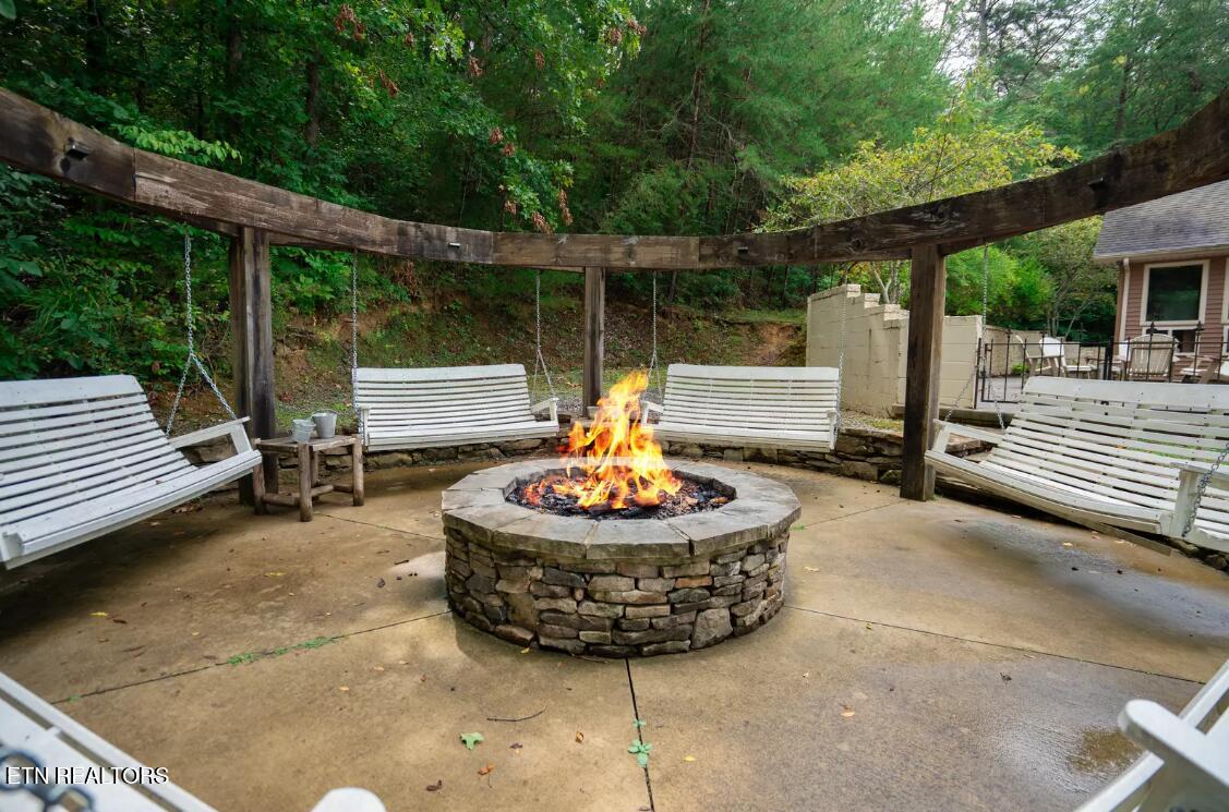 665 Gists Creek Road Sevierville TN 37876