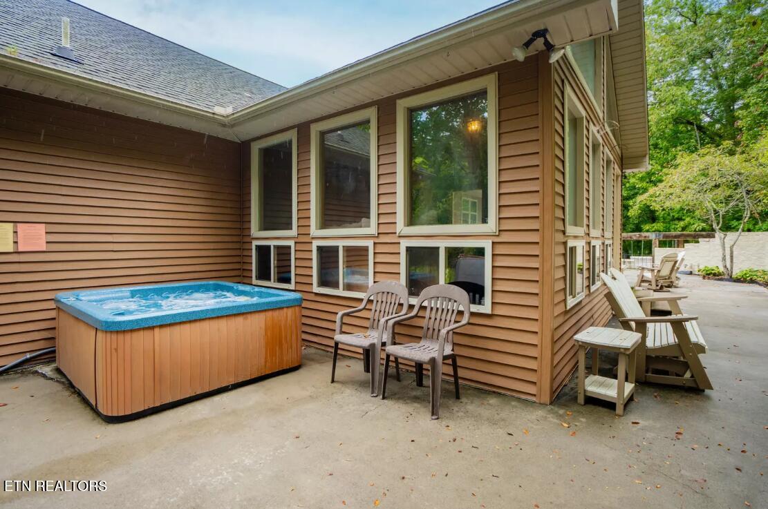 665 Gists Creek Road Sevierville TN 37876