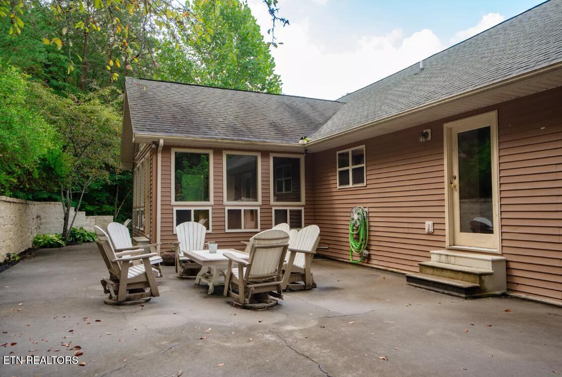665 Gists Creek Road Sevierville TN 37876