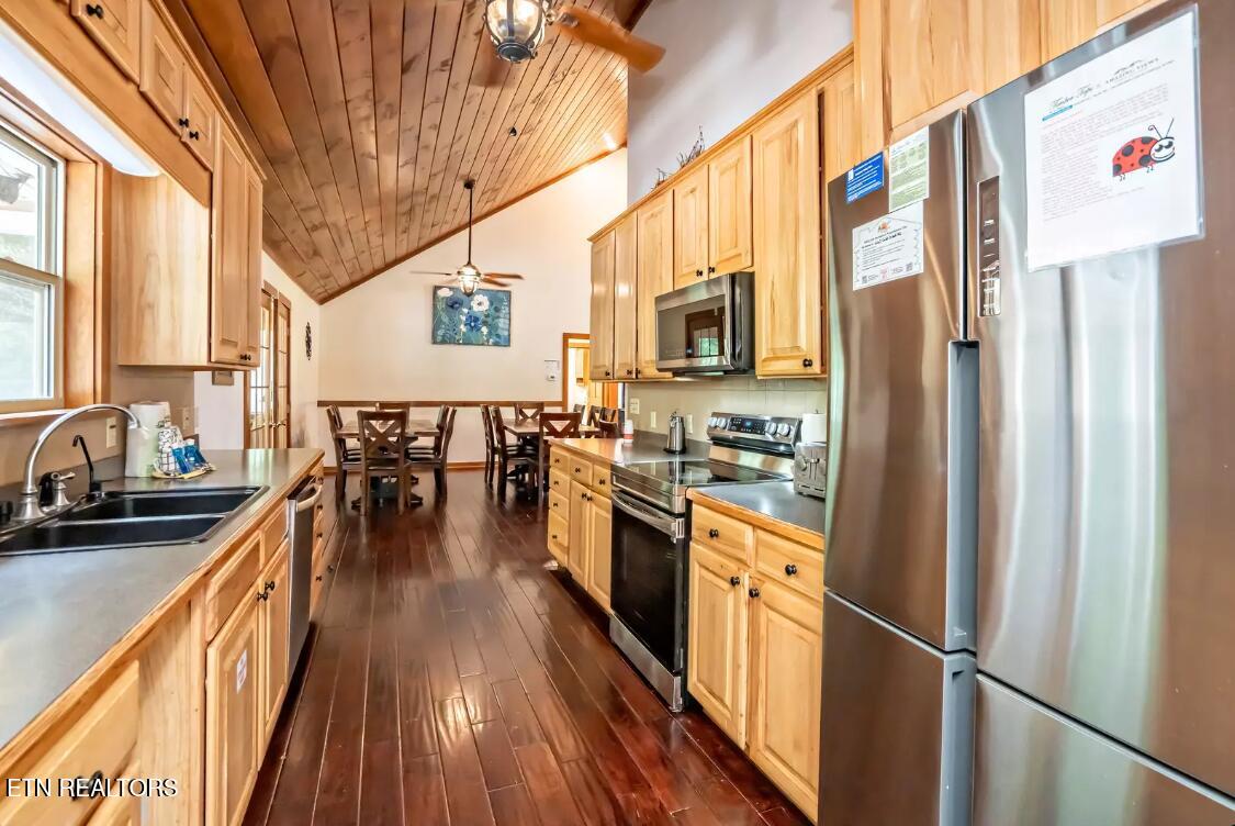 665 Gists Creek Road Sevierville TN 37876