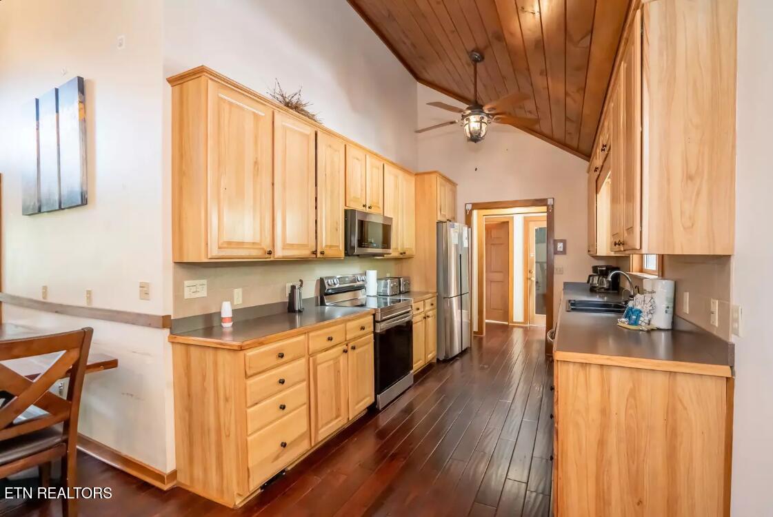 665 Gists Creek Road Sevierville TN 37876
