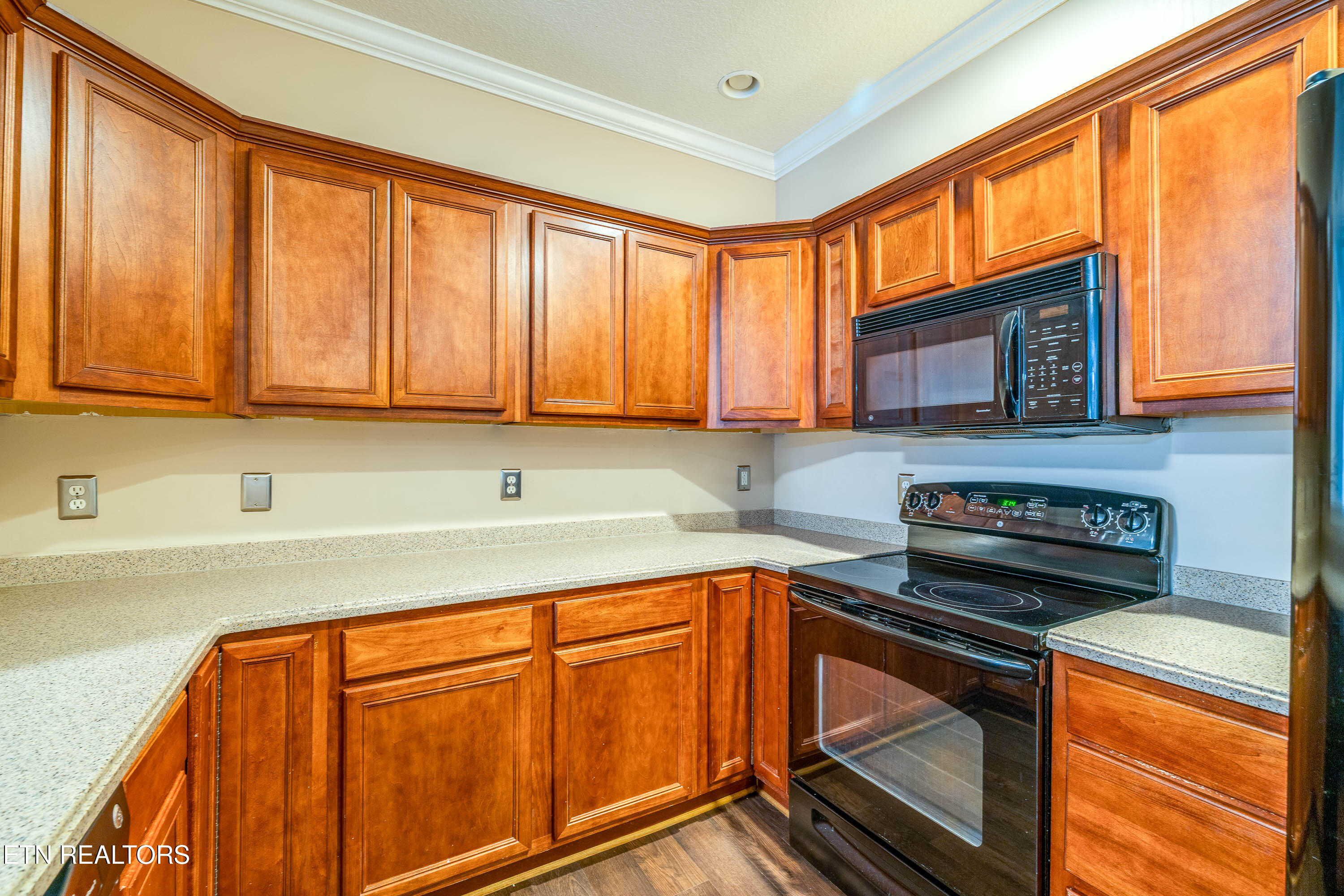 7032 Pemmbrooke Shire Lane Knoxville TN 37909