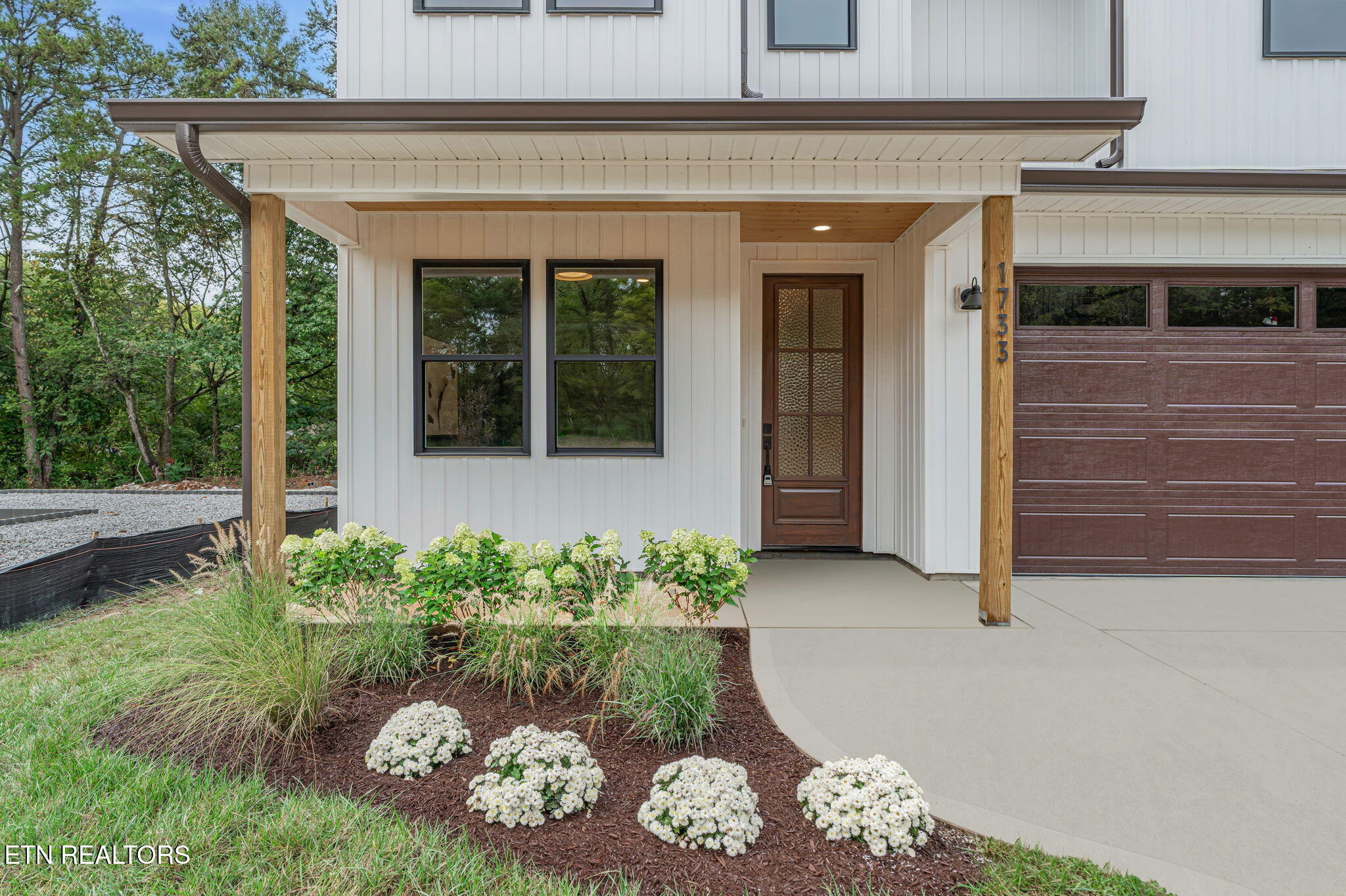 1733 Nathans Cove Way Knoxville TN 37909