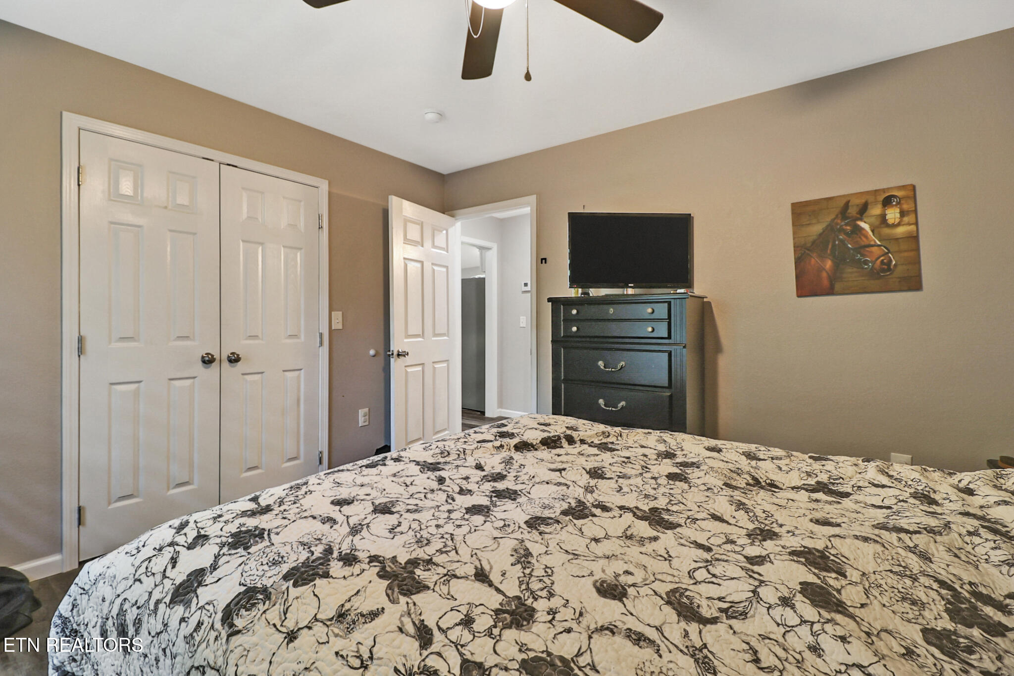 122 Jay Loop Jamestown TN 38556
