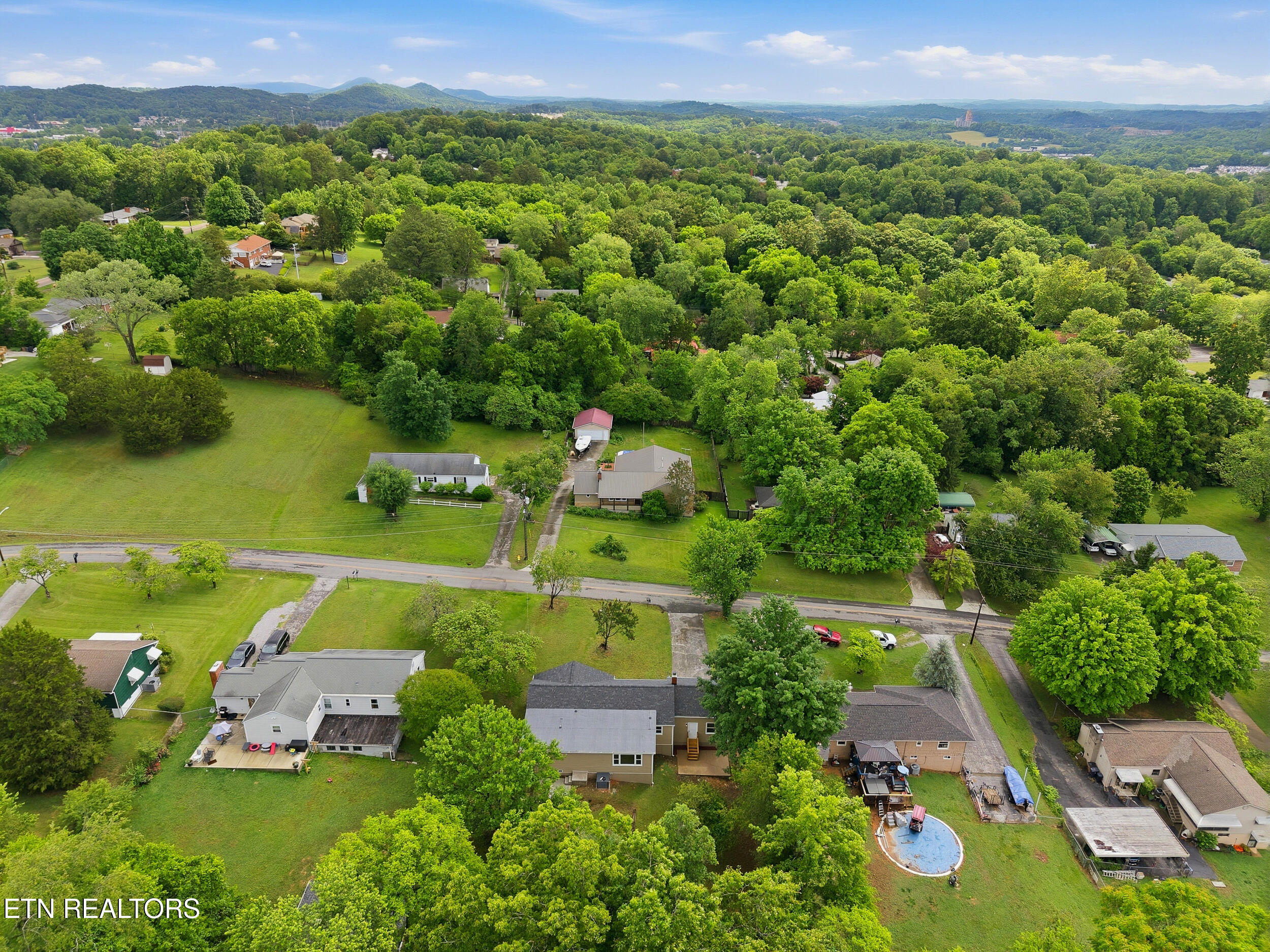 2501 Pleasant View Road Knoxville TN 37914