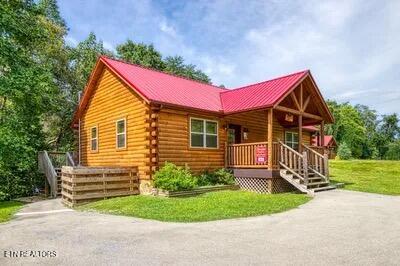 1140 Pinyon Circle Pigeon Forge TN 37863