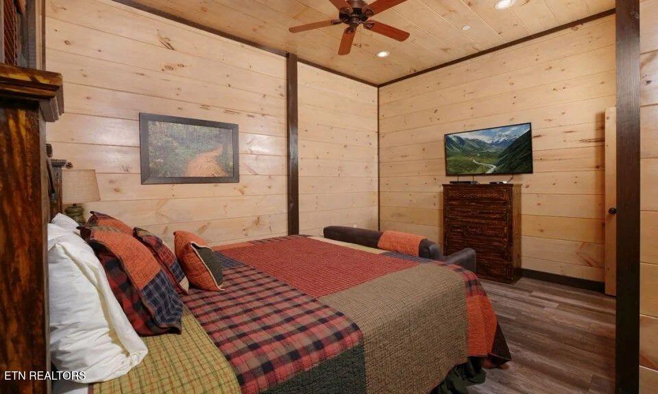 1485/1481 Sleepy Valley Lane Sevierville TN 37876