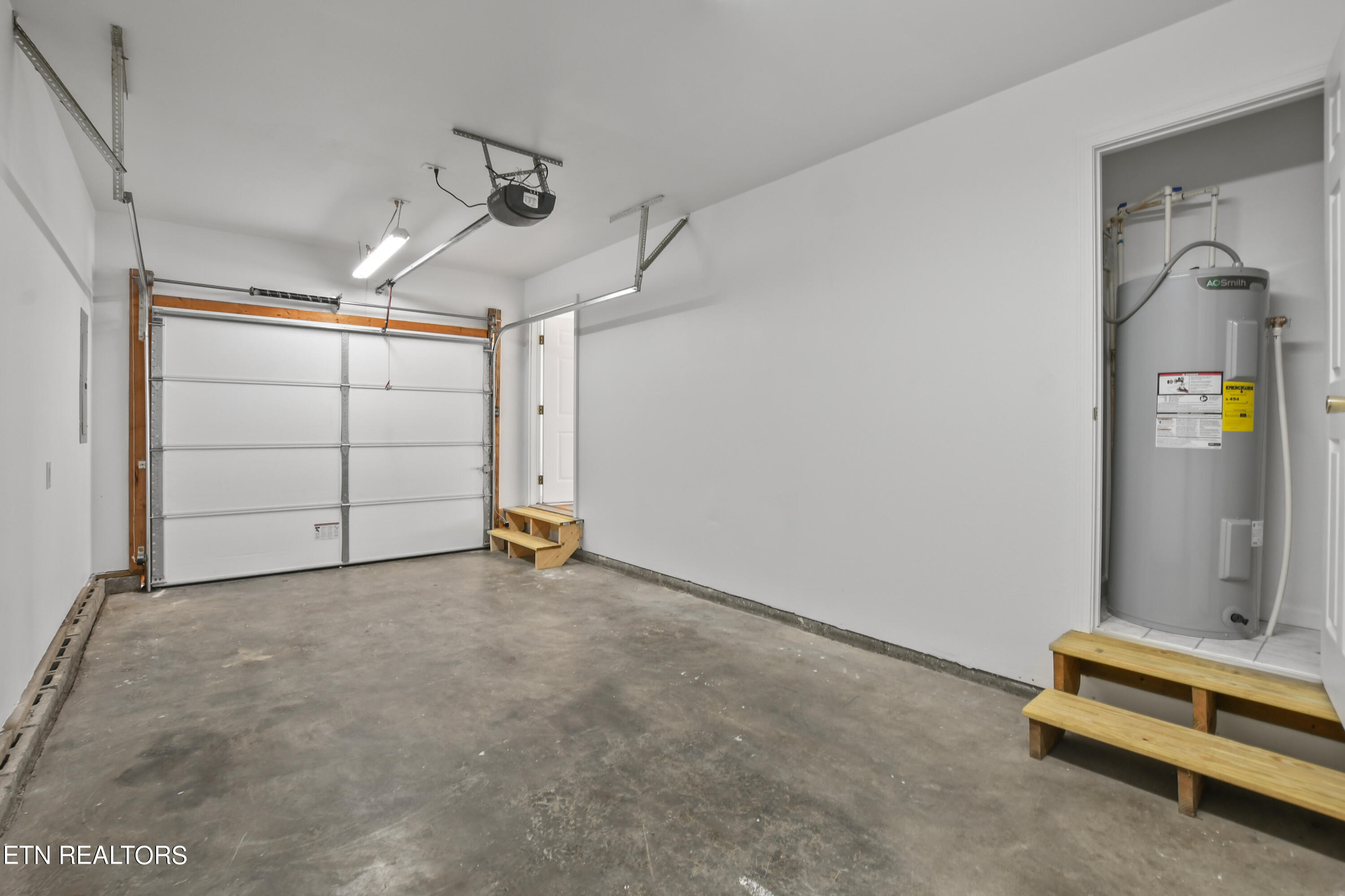 120 Regan Lane Lane Lafollette TN 37766