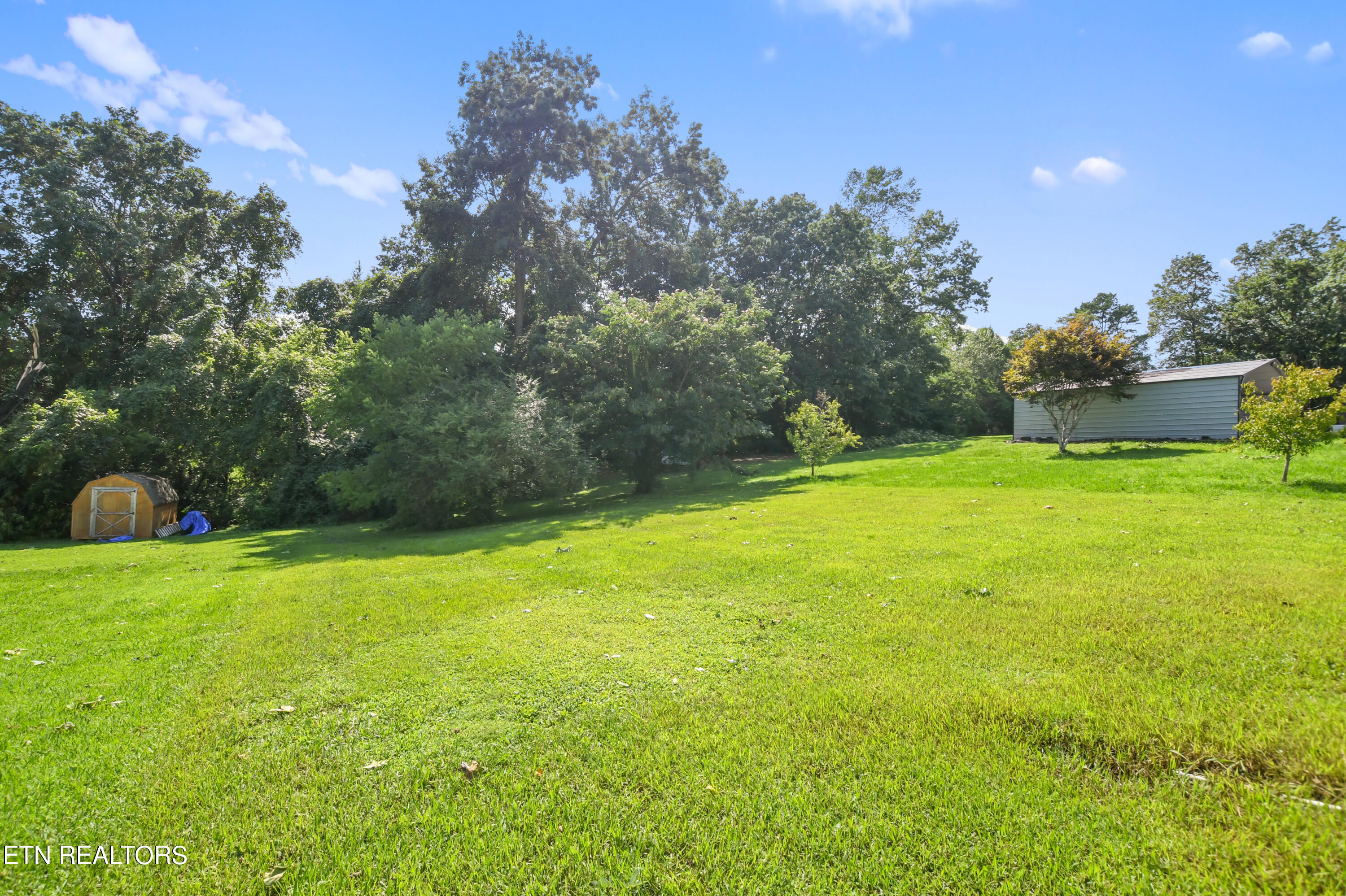 120 Regan Lane Lane Lafollette TN 37766
