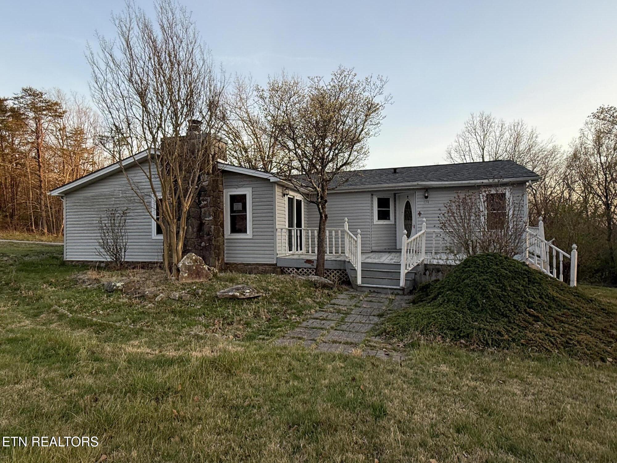 424 Lakeview Drive Crossville TN 38558