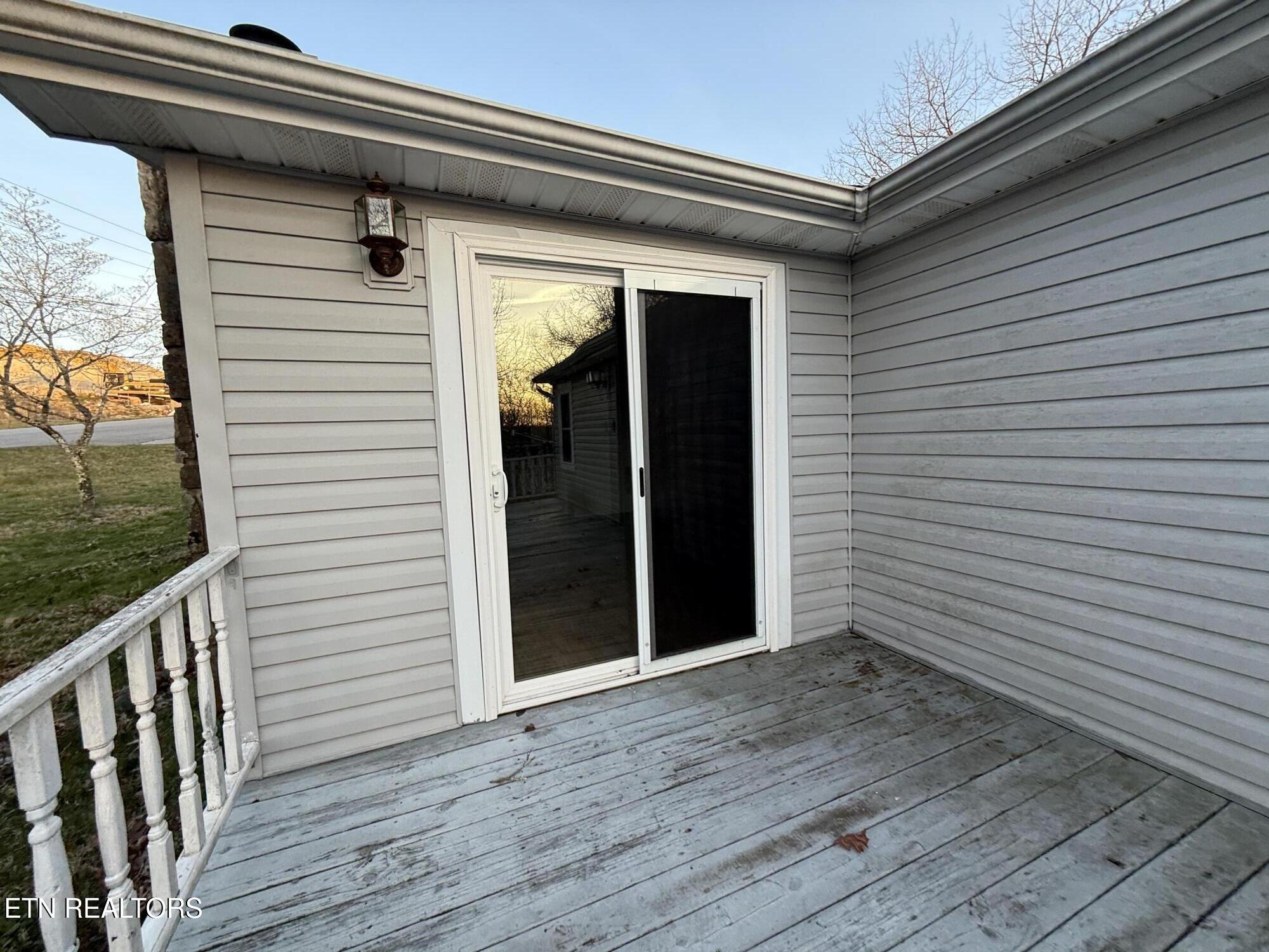 424 Lakeview Drive Crossville TN 38558