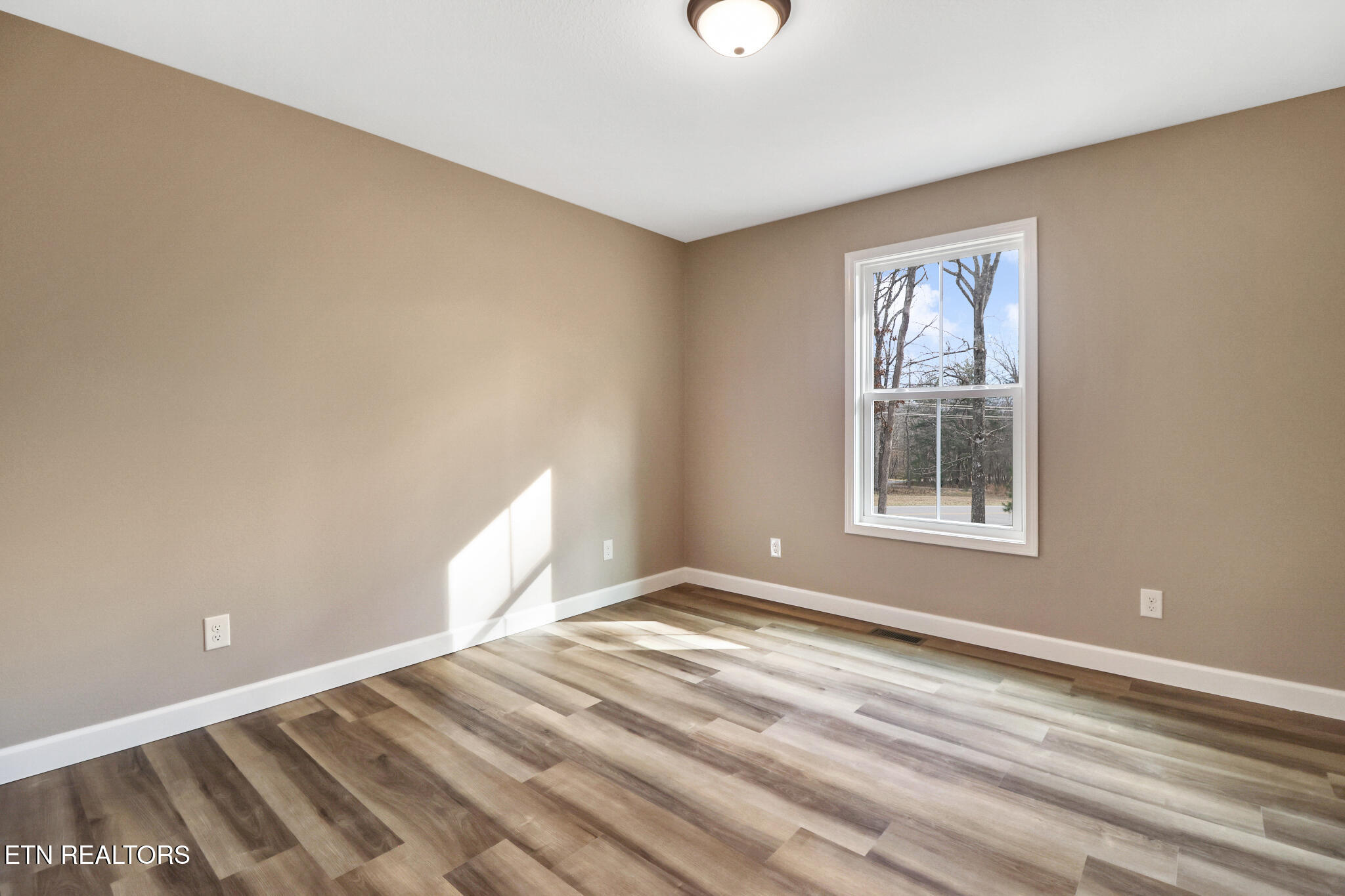154 Adler Lane Crossville TN 38558