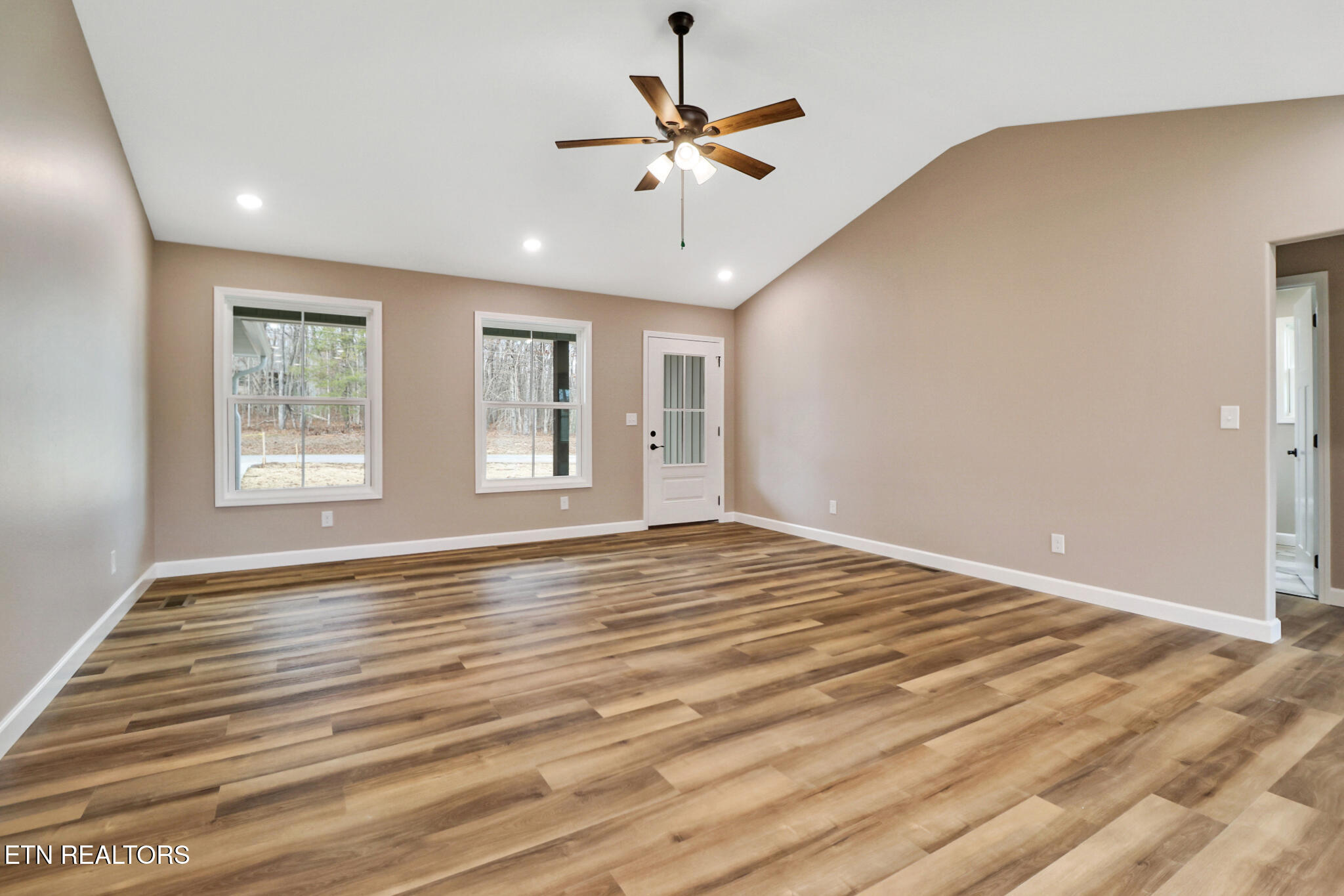 154 Adler Lane Crossville TN 38558