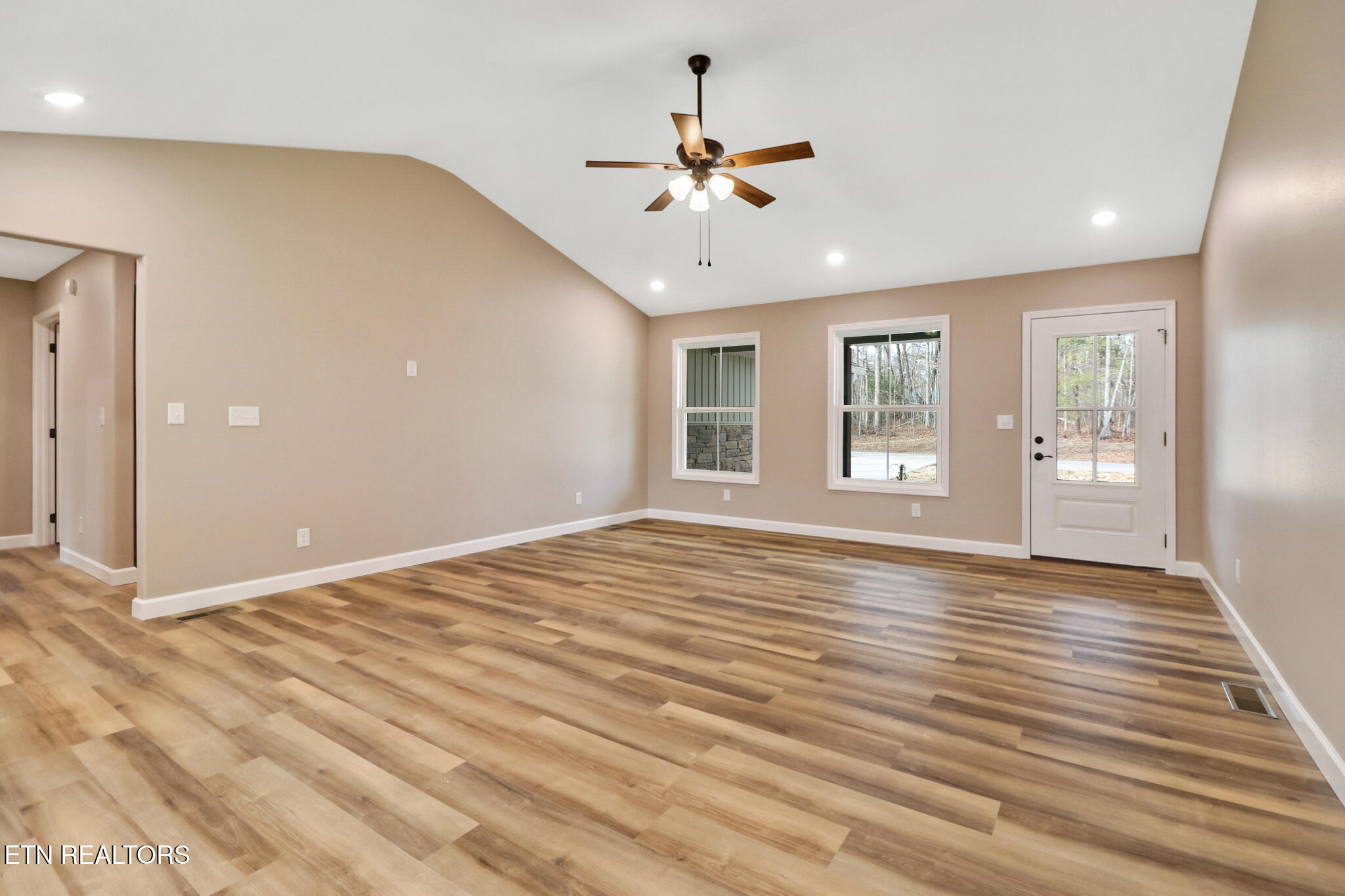 154 Adler Lane Crossville TN 38558