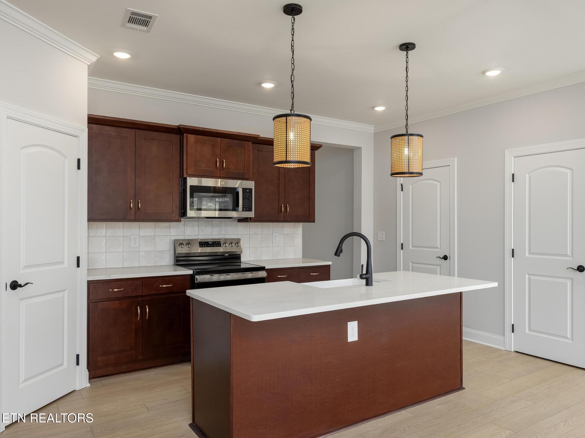 7361 Sun Blossom Lane Knoxville TN 37924