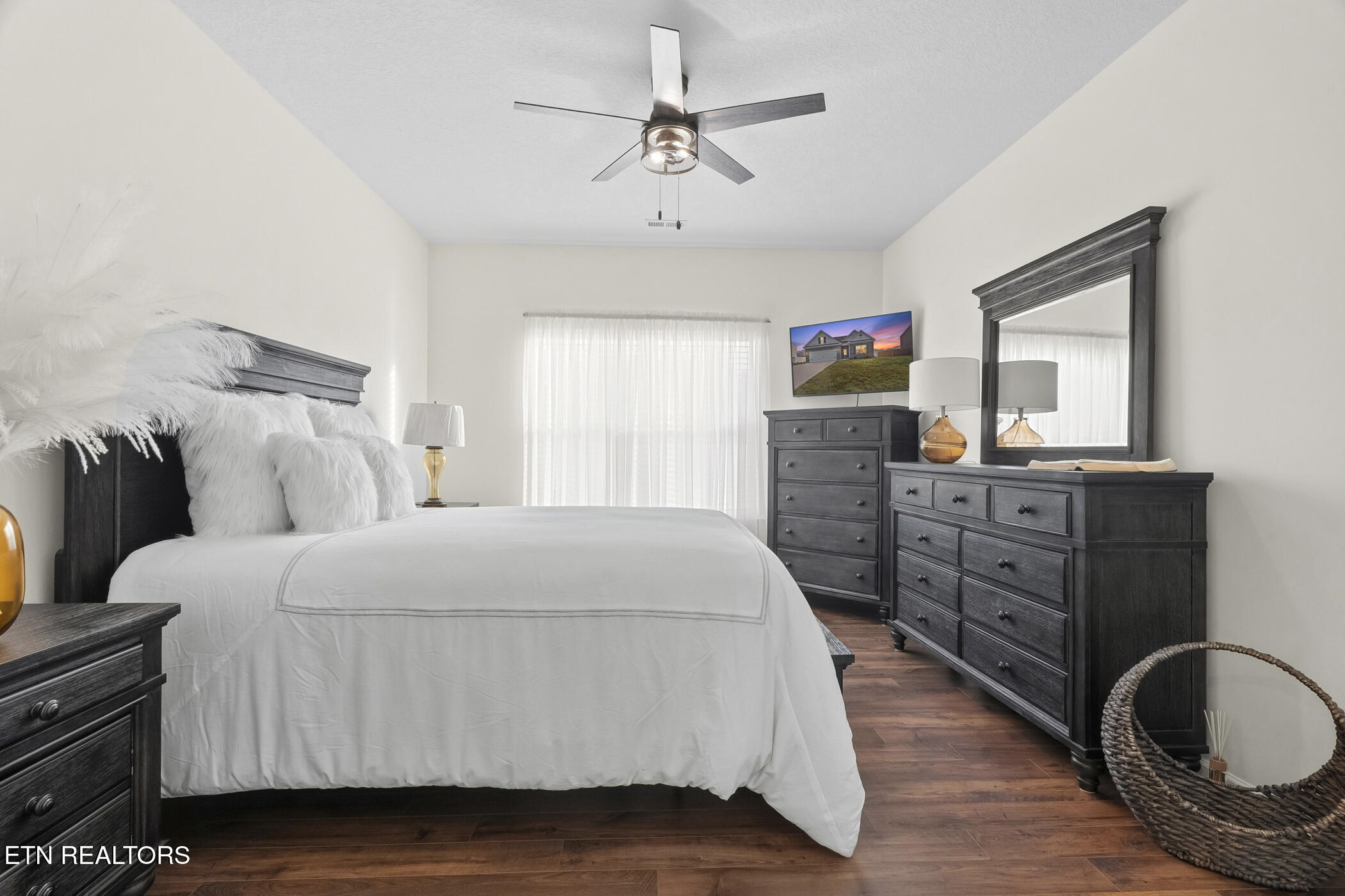 735 Saulsbury Lane Clinton TN 37716